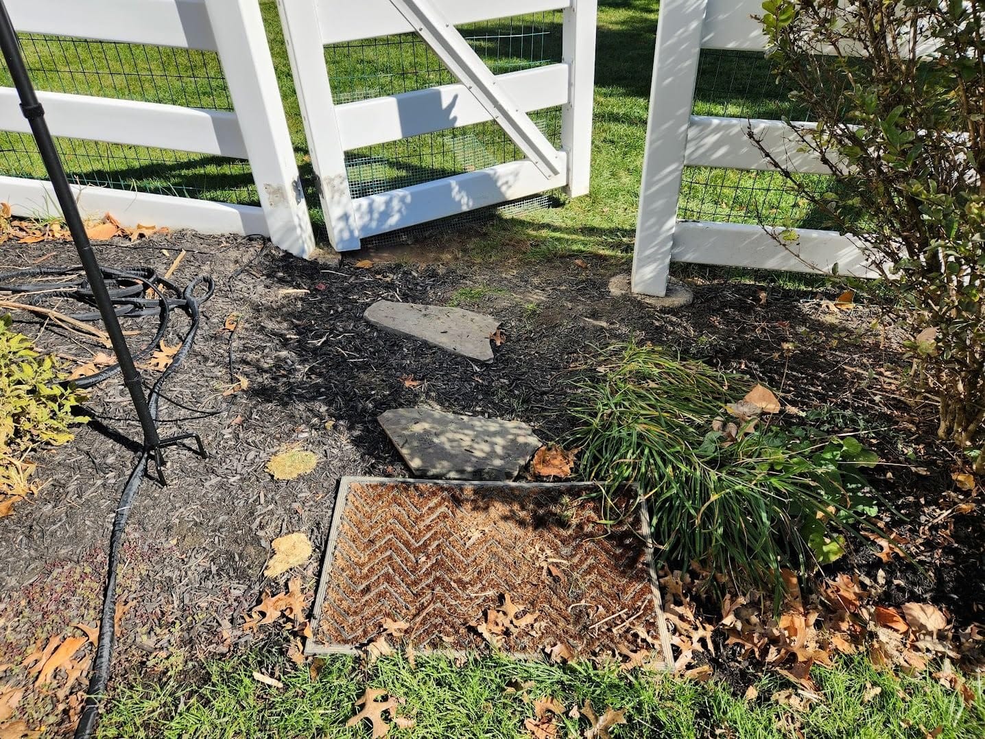 Segway Navimow i105N Robot Lawn Mower Perimeter Wire Free 1/8 Acre RTK+Vision Robotic Lawnmower, AI-Assisted Mapping, Virtual Boundary, APP Control, 58dB(A) Quiet, Multi-Zone Management customer photo 2