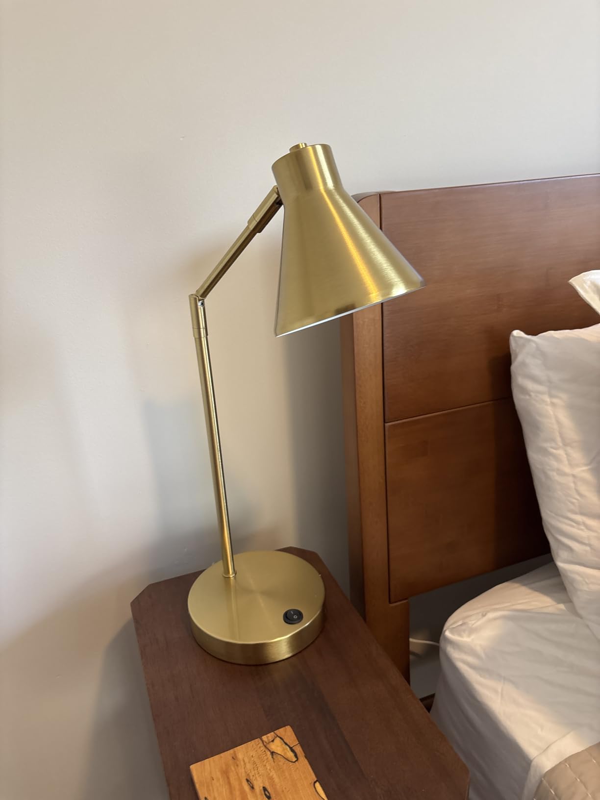 O'Bright Astrum - LED Desk Lamp with Dual USB Charging Ports, 100% Metal, 270 Degree Swivel Arms, Soft White Light (3000K), Bedside & Home Office Table Lamp, ETL Listed, Black customer photo 1