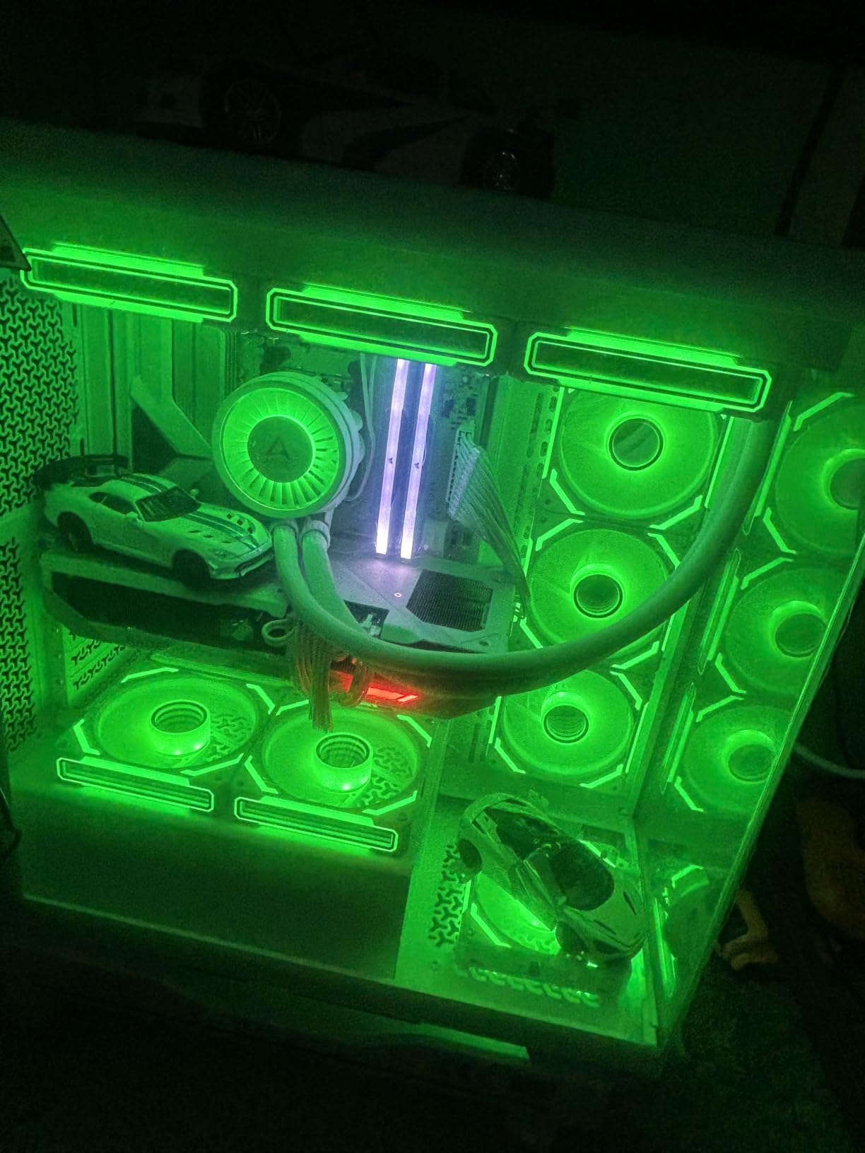 AsiaHorse COSMIQ 120mm Case Fan, Infinity Mirror FDB Reverse Fan with 5V 3-PIN Connector and Small Controller, 2000 RPM and 68.5CFM, Unit Daisy Chain PWM RGB PC Fans for Cases CPU Liquid Coolers, 3-Pack customer photo 1