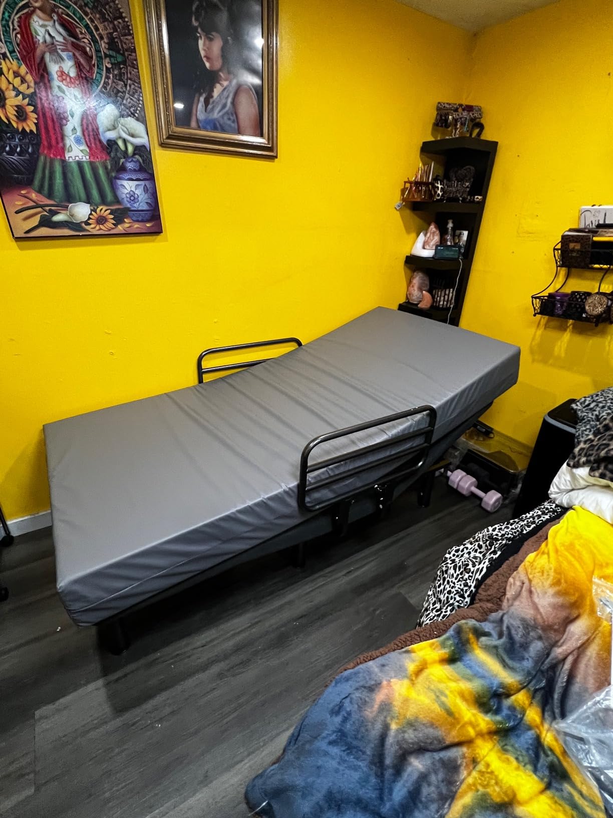 AbyssZen Home Care Electric Adjustable Bed Frame with Safety Rail, Twin XL | Safety Rail Included, Easier Bed Entry & Exit, 3 Adjustable Leg Heights, Under-Bed Nightlight, Wireless Head & Foot Incline customer photo 2