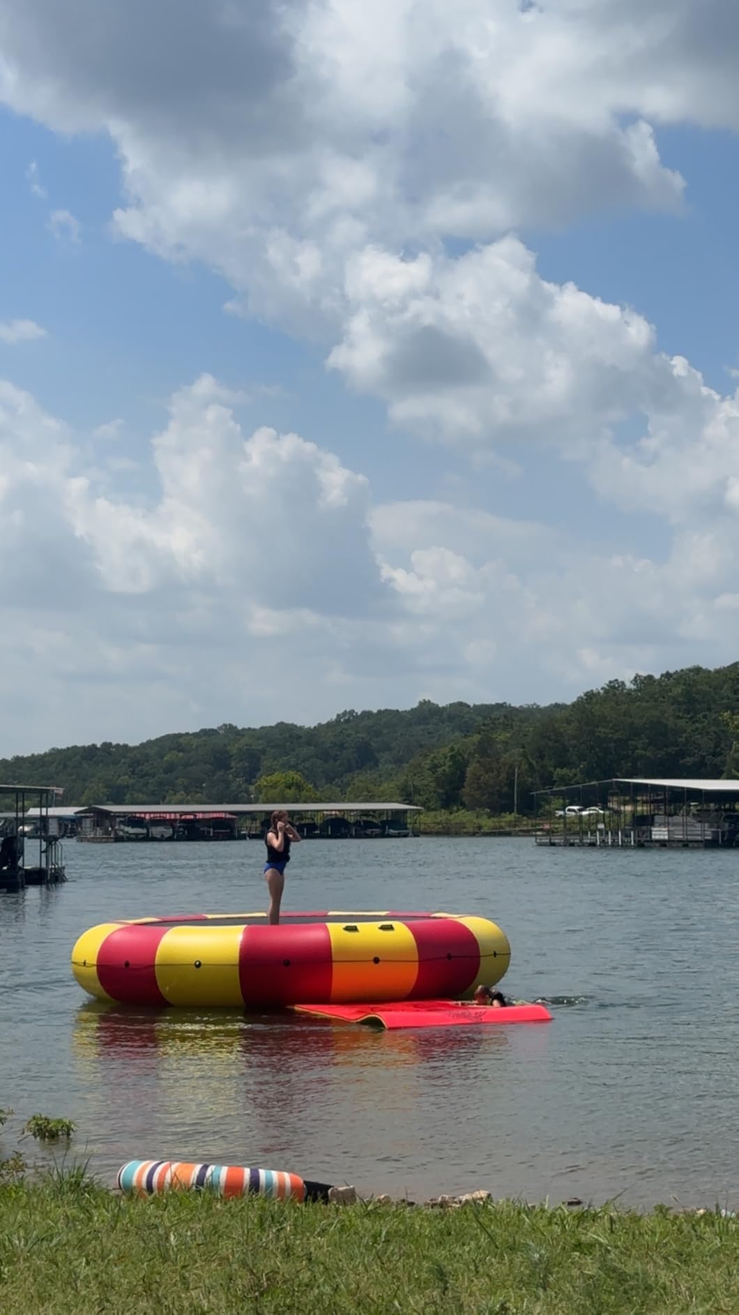 VEVOR Inflatable Water Bouncer, 15ft Recreational Water Trampoline, Portable Bounce Swim Platform with 3-Step Ladder & Electric Air Pump, Kids Adults Floating Rebounder for Pool, Lake, Water Sports customer photo 1