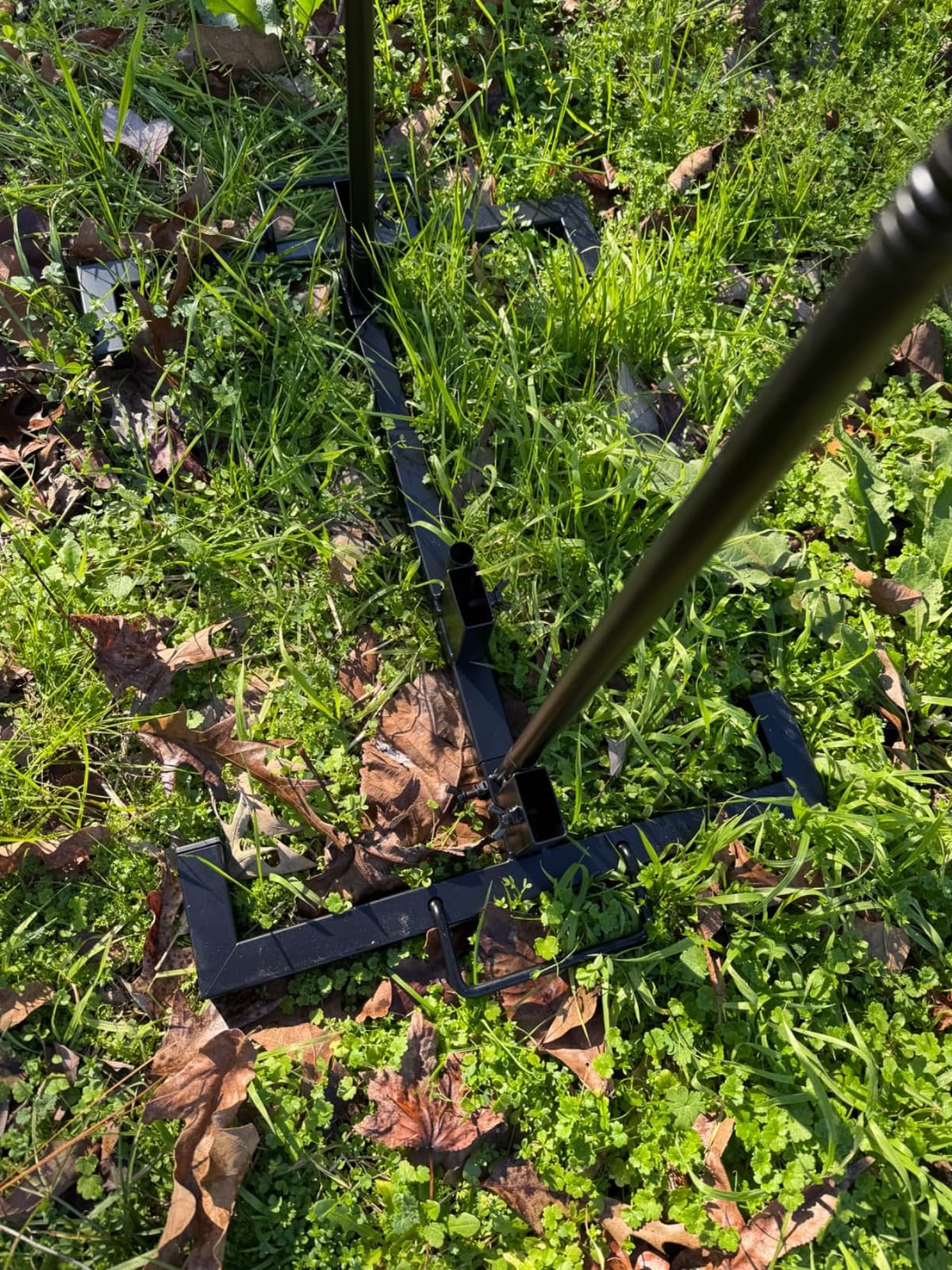 Adjustable Target Stand Set with 10 Paper Targets, Two Mounting Options for Outdoor Shooting, Stable Holder with Metal Poles and Ground Nails customer photo 1