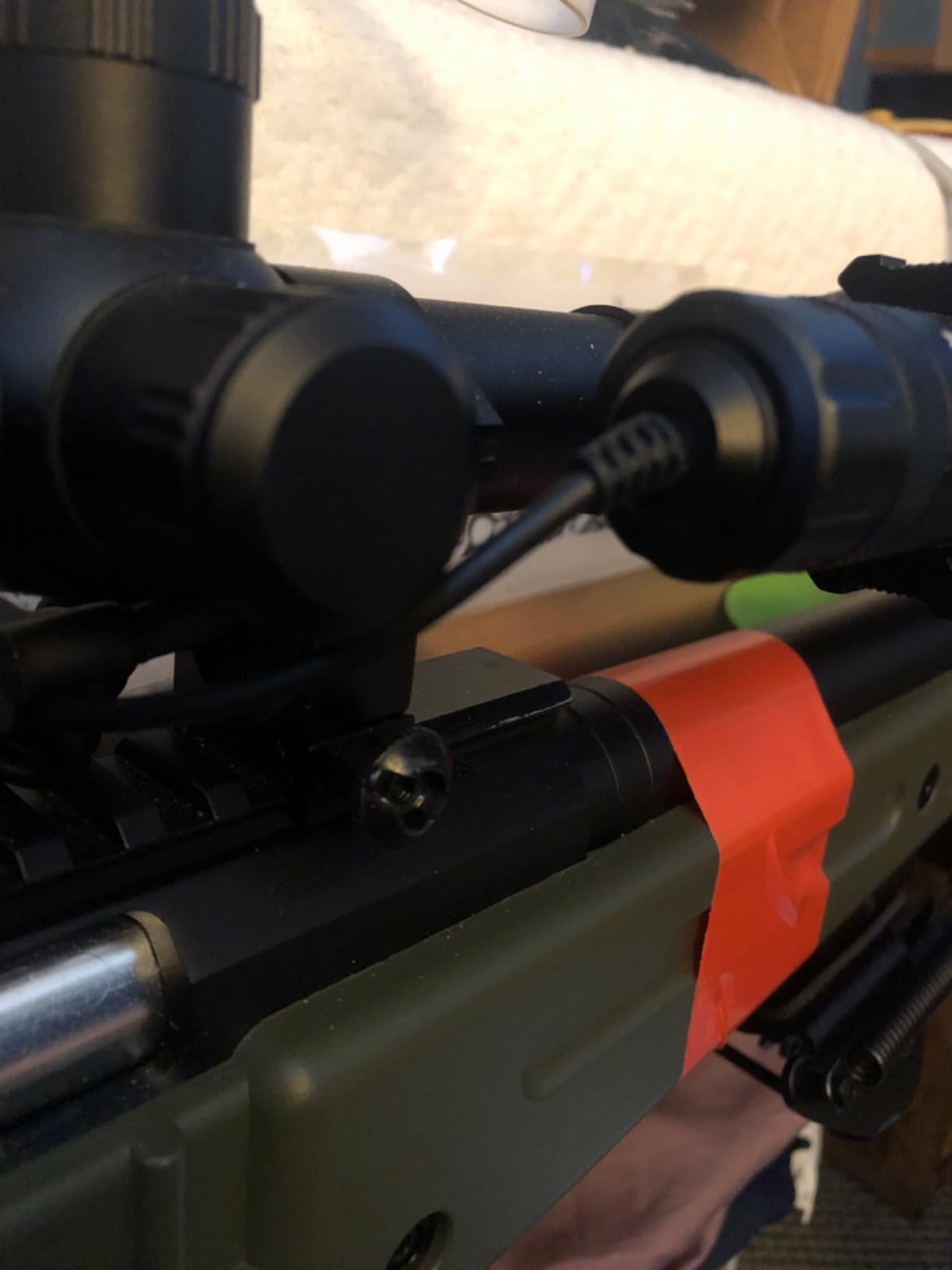 Feyachi Tactical Green Laser Sight for Rifle with Picatinny Rail Mount Include Pressure Switch & Barrel Mount customer photo 2