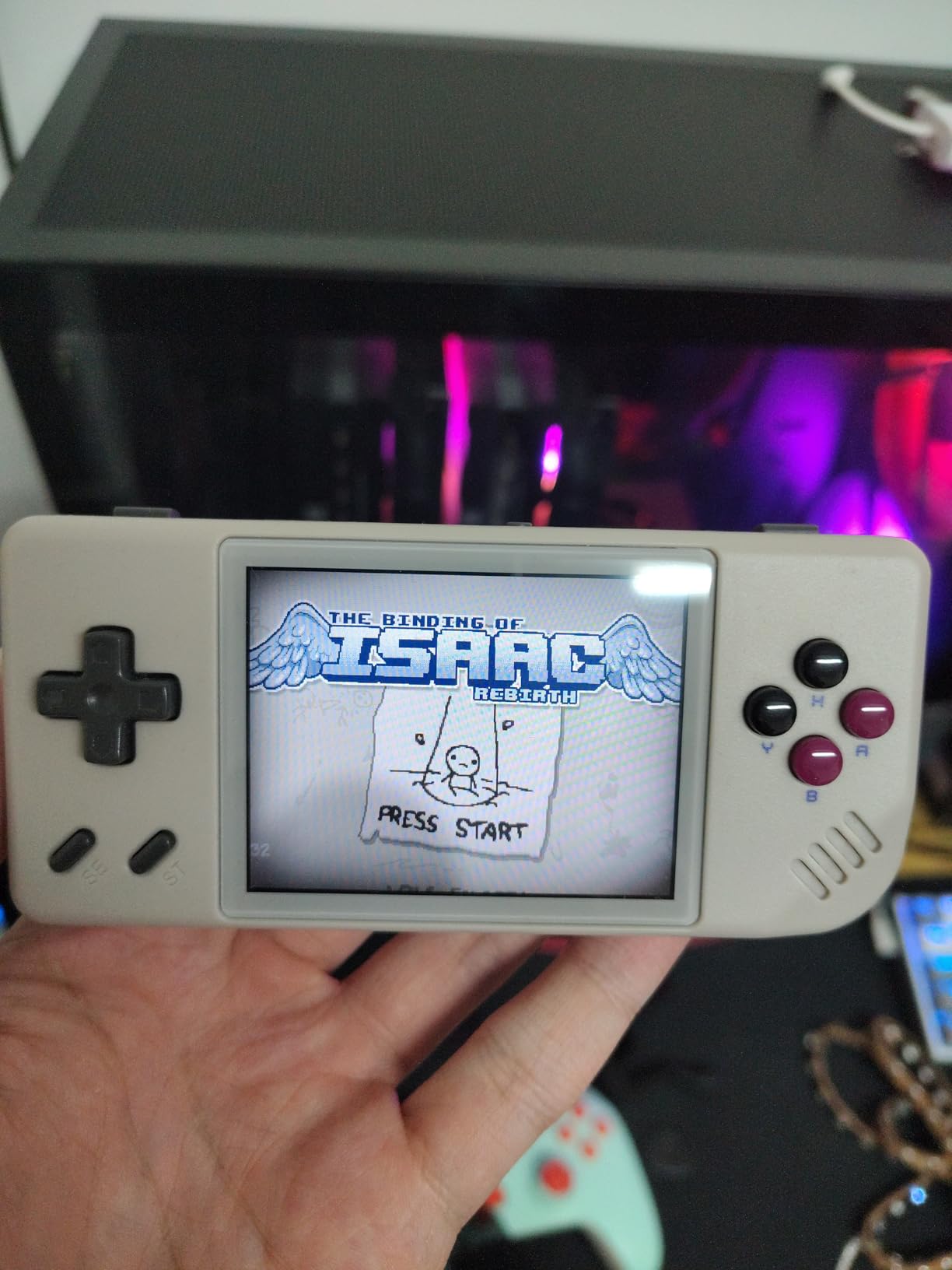 Anbernic RG28XX Retro Handheld Game Console, 2.83 Inch IPS Screen Built-in 32G TF Card 5516 Games Support Multimedia Application and TV Output (Transparent Black) customer photo 1