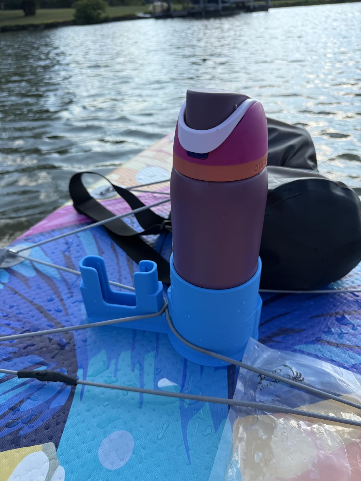 iKristin Paddle Board Cup Holder Stand Up 2-in-1 Paddleboard Cup Holder | Silicone Prevent Cracking from Sun Exposure customer photo 1
