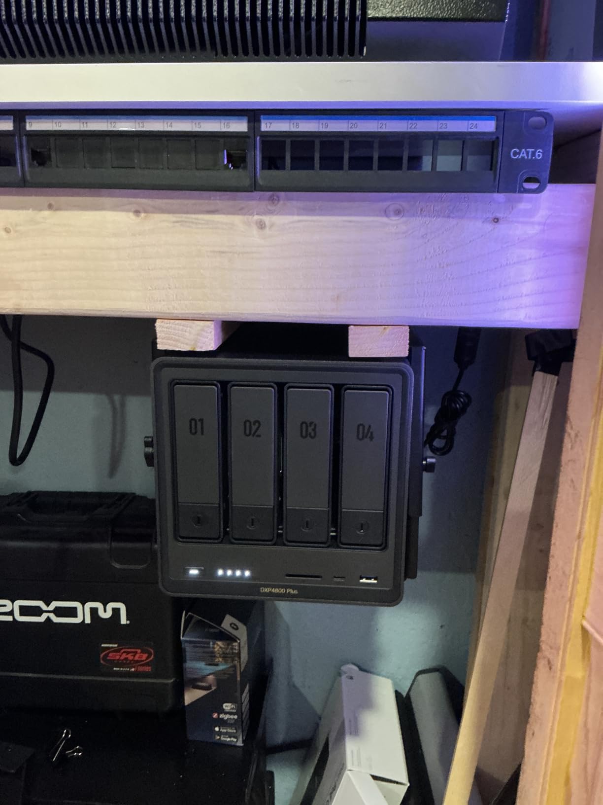 UGREEN DXP4800 Plus 4-Bay NAS for Families, Creators & Small Teams | 4K Home Media, File Server & Hardware Transcoding, Intel 8505, 8GB DDR5, 10GbE&2.5GbE, Built-in 128G SSD, 2xM.2 NVMe, Diskless customer photo 1