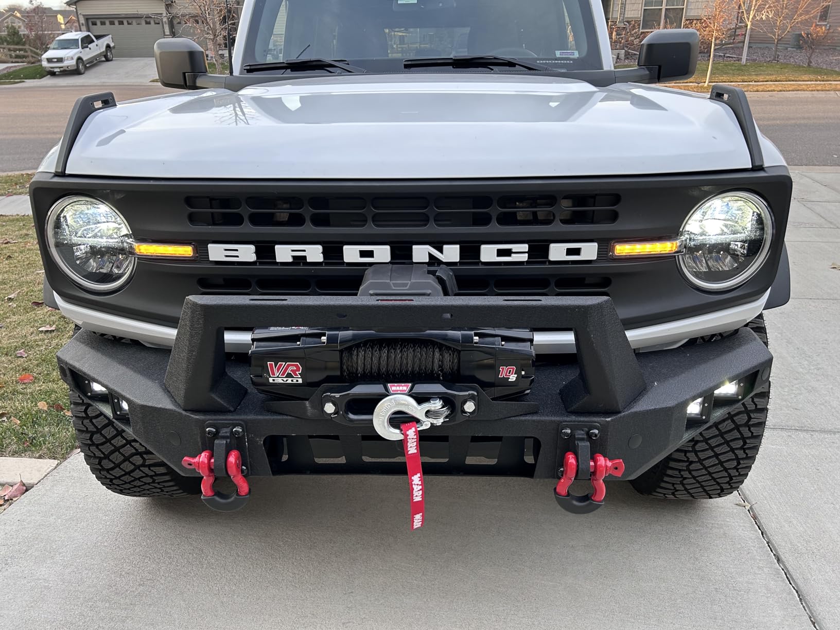 Front Bumper Compatible with 2007-2013 GMC Sierra 1500 | Off-Road Bumper Equipped with Winch Plate, Sensor Holes, License Plate Bracket & D-rings, Black customer photo 2