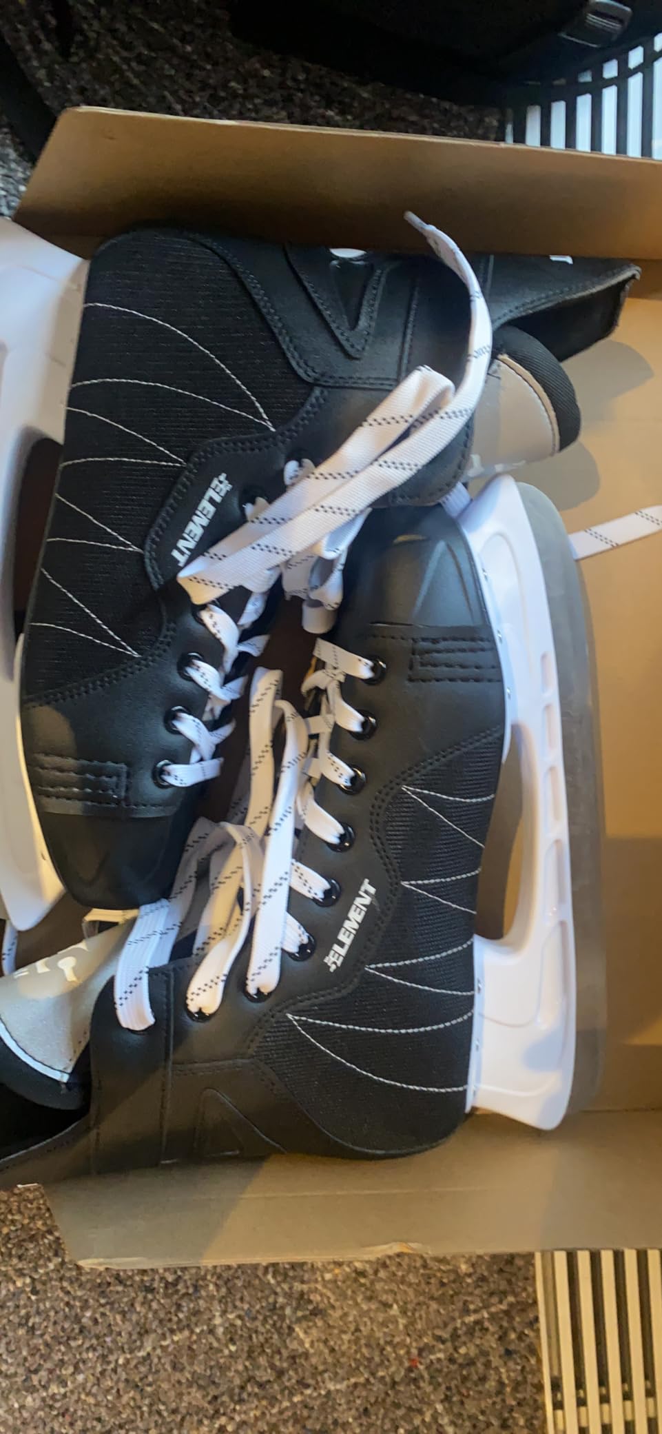 5th Element Stealth Men's Recreational Ice Hockey Skates - True-to-Size customer photo 2