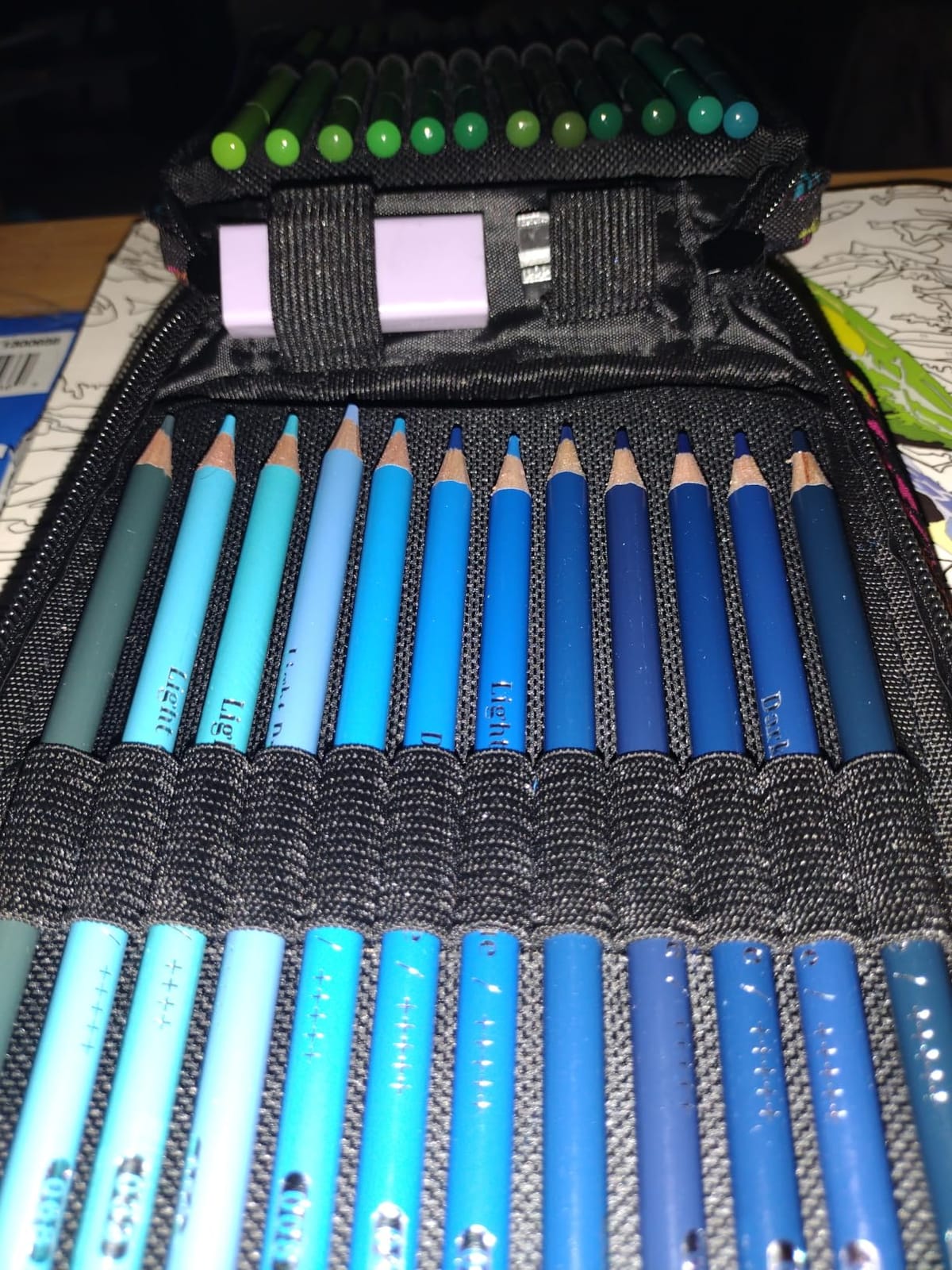 H & B 120 Colored Pencils Set for Adults with 3-Color Coloring Book & Case | Artist Soft Oil-Based Cores, Black Wood, Mandala Coloring for Stress Relief, Portable Drawing Kit with Sharpener & Eraser customer photo 1
