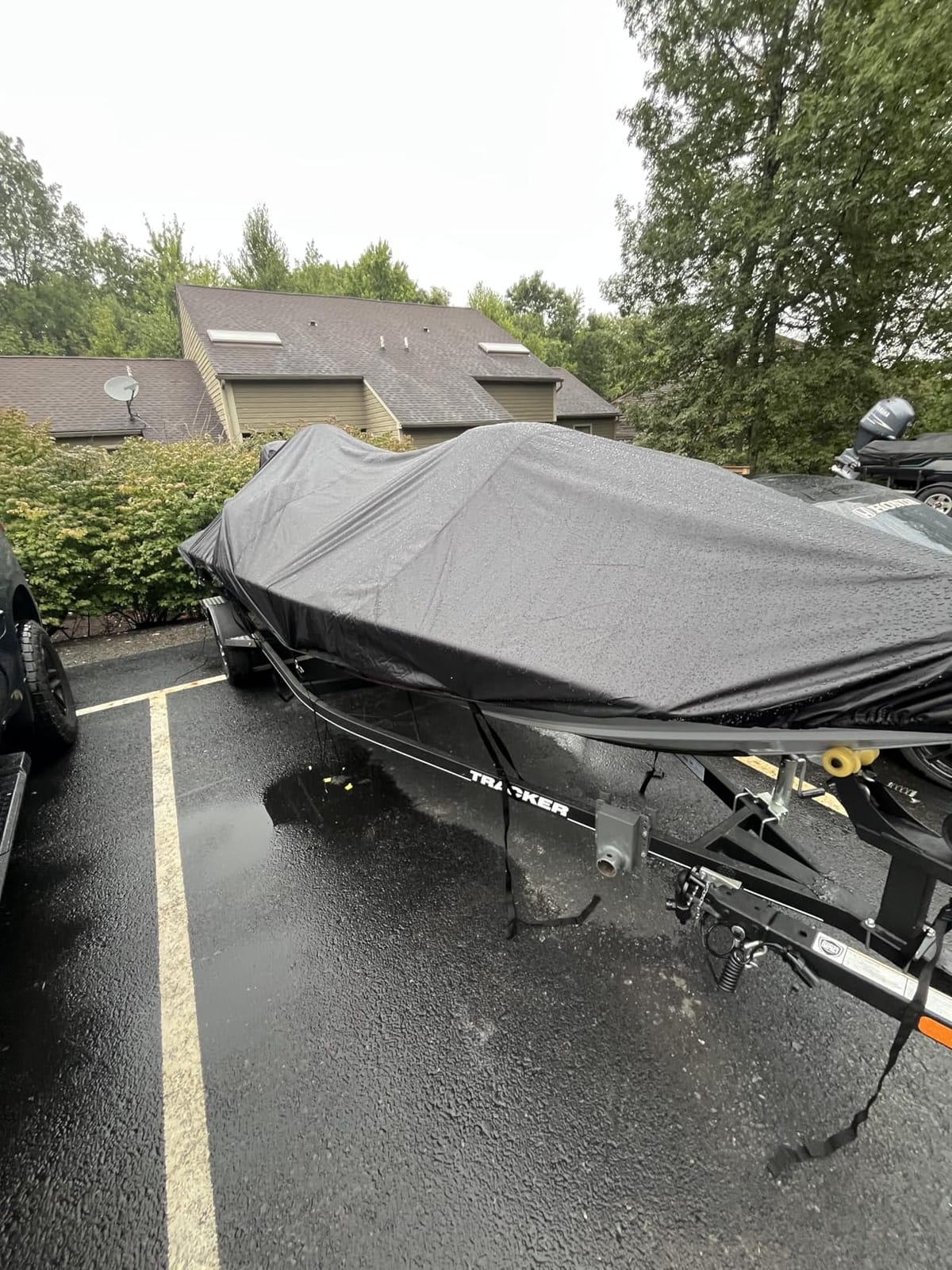Trailerable Boat Cover 16-18ft with Outboard Motor Cover, 900D Fade Resistant Marine Canvas Waterproof Boat Covers for 16 feet 17ft 18' Foot V-Hull Bass Boat Tri-Hull Runabout Boat, Black customer photo 1