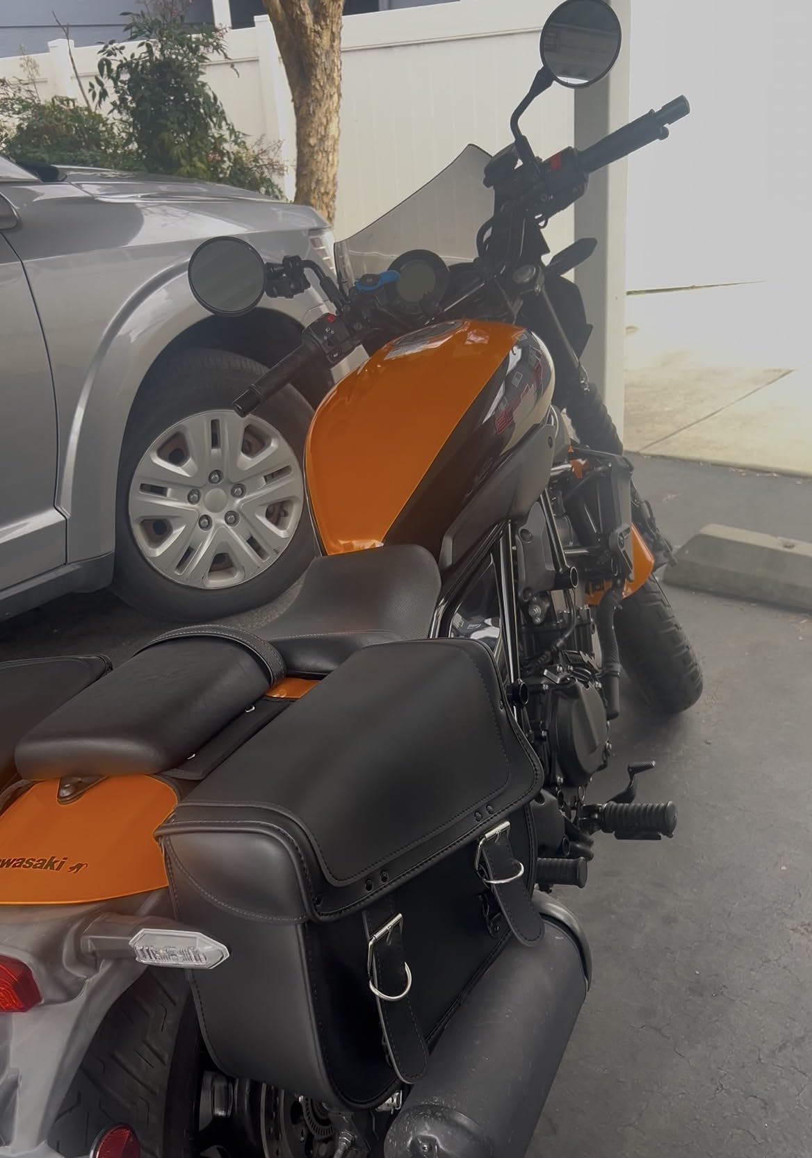 Nomad Universal Motorcycle Saddlebags - 30L Large Capacity Quick-Easy Throw Over Bags for Cruiser, Chopper, Touring - Heavy Duty saddle bags,Waterproof,Secure Lock,Durable Storage Side Bags for Bikers customer photo 2