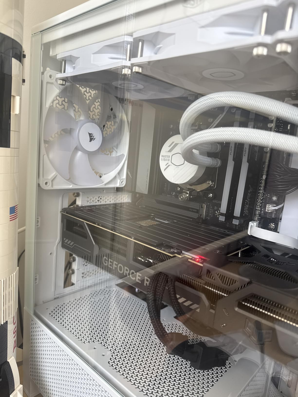CORSAIR RS120 ARGB 120mm PWM Fans - Daisy-Chain Connection - Low-Noise - Magnetic Dome Bearing - Triple Pack - Black customer photo 2