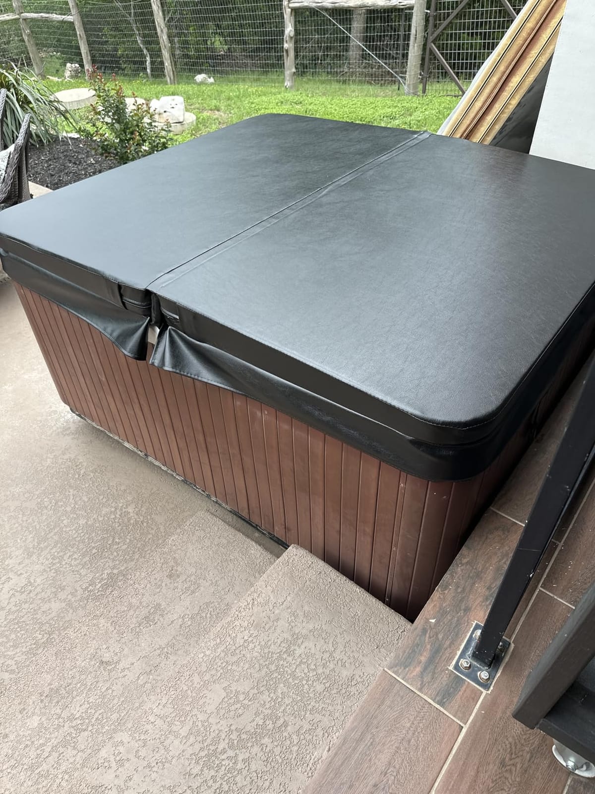 BeyondNice Durable, Replacement Hot Tub Cover | Custom Made Spa Cover | 5 Year Warranty | Insulating Foam Cores 4, 5 or 6 inches Thick | Hot Tub Cover Sizes up to 96 x 96 inches customer photo 1