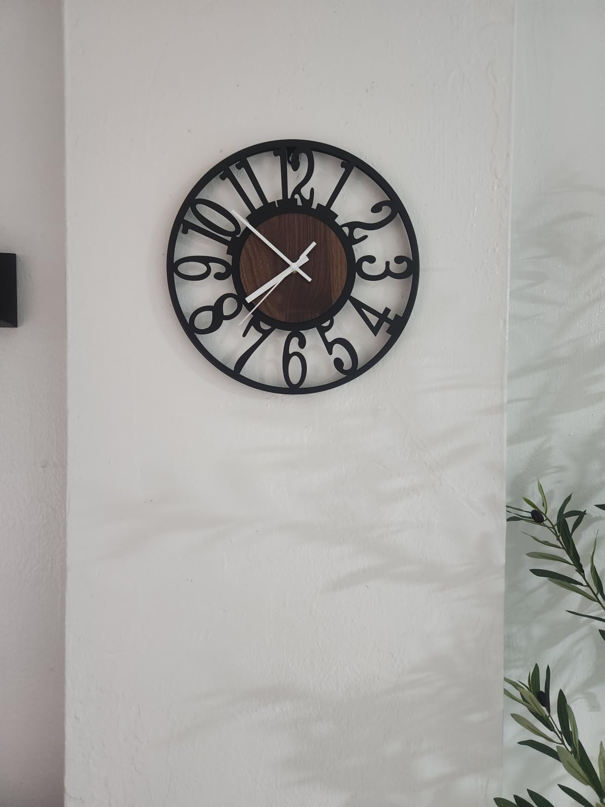 Maxstar Round Wall Clock for Living Room Decor Battery Operated Non Ticking Silent Vintage Black Metal Wood Clocks for Home Living Room Garden Farmhouse Office Kitchen Decoration -13 inch customer photo 2