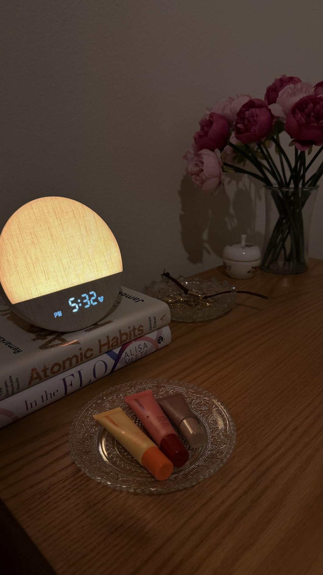 Dreamegg Sunrise 1 - Sunrise Alarm Clock, Sound Machine for Sleep, Customizable Sleep Routines, Dimmable Night Light, 29 Soothing Sounds customer photo 1