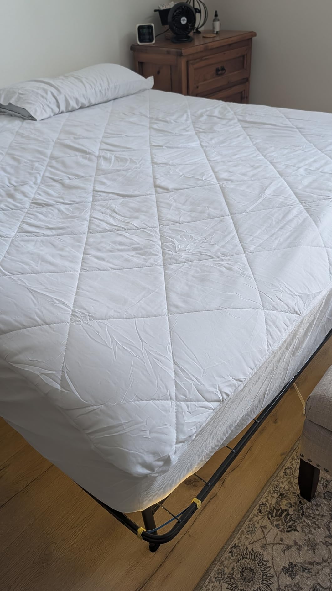 Bedsure Heated Mattress Pad Queen, Cozy Bed Warmer with Preheat & Memory | 12 Hour Auto Off, 10 Heat Settings, ETL&FCC, Dual Control, Fast Heating, Machine Washable, Deep Pocket, Premium Quilted 60x80 customer photo 2