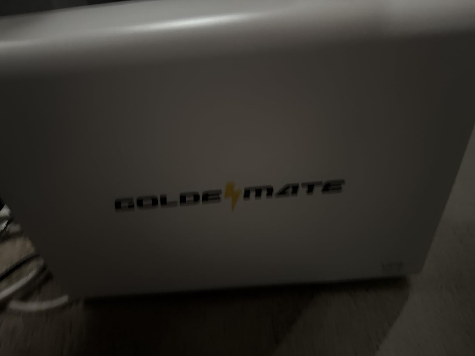 GOLDENMATE 1000VA/800W Lithium UPS Battery Backup & Surge Protector, White | Pure Sine Wave, 8 Outlets, Color LCD, 230Wh LiFePO4 Backup Battery, Uninterruptible Power Supply for PC/Internet/Home Office customer photo 2