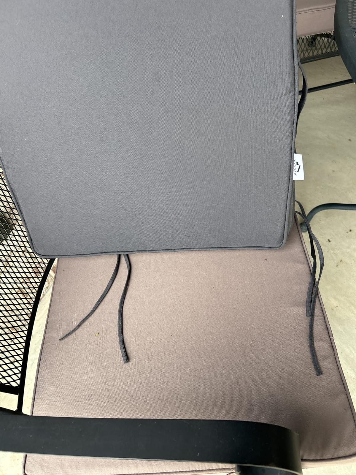 IPYNBAP Outdoor Chair Cushions Set of 4 -Waterproof Outdoor Seat Cushions for Patio Furniture, Patio Chair Cushion with Handle and Ties, Square Out Door Chair Pads,19