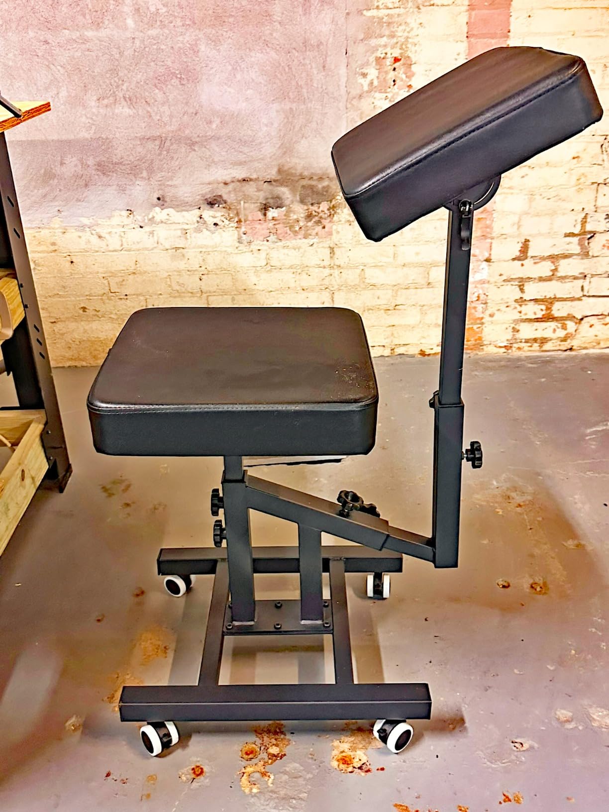 Tattoo Chairs with Adjustable Armrest & Back Support for Tattoo Artists and Client, Ergonomic Multiple Uses Chair, Tattoo Studio Furniture (with Wheels) customer photo 1