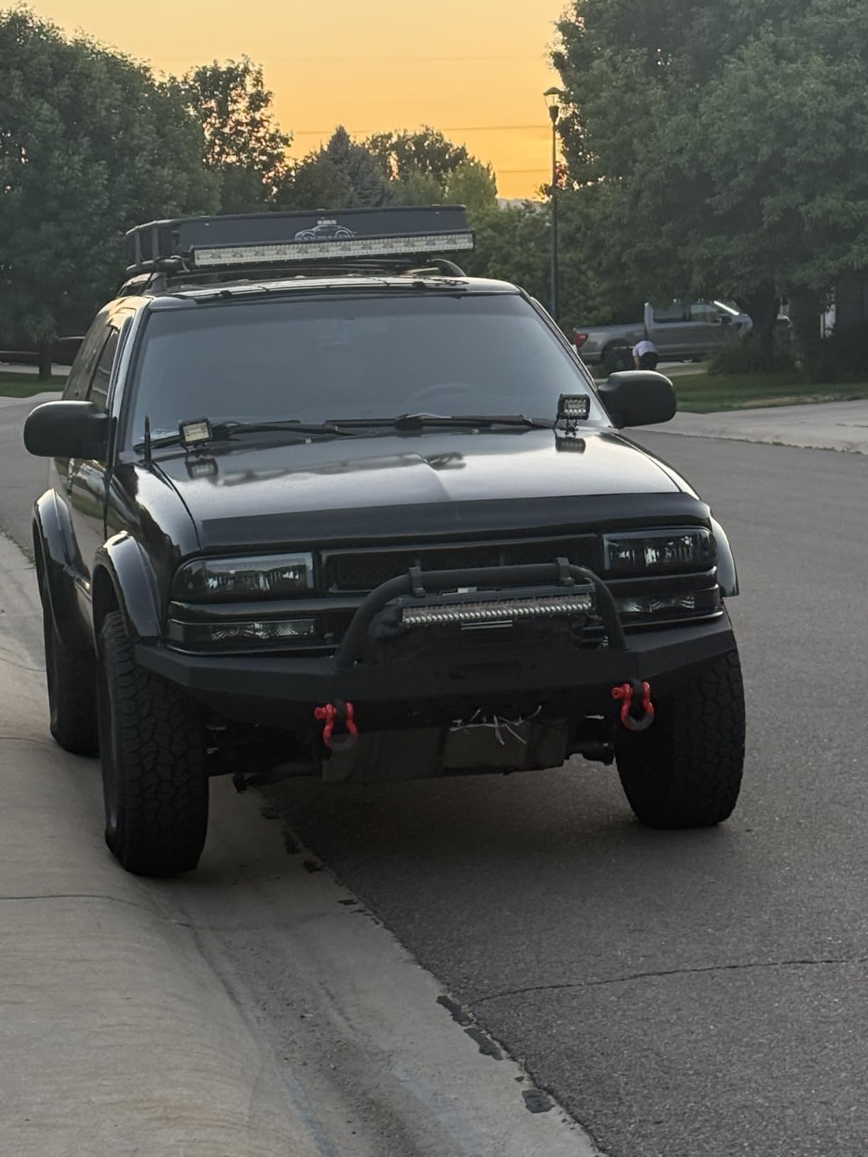 KUAFU Front Bumper Assembly Compatible with 1994-2005 Chevrolet S10/Blazer | Front Winch Bumper with DIY Bull Bar Steel customer photo 2