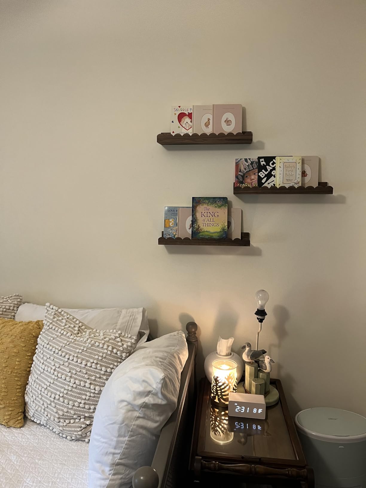 Shario Nursery Book Shelves, 4-Pack White Floating Shelves for Wall Kids, Scalloped Shelves, Wall Book Shelves for Bedroom Kids, Toddler Room, Baby Room, Nursery Decor customer photo 1