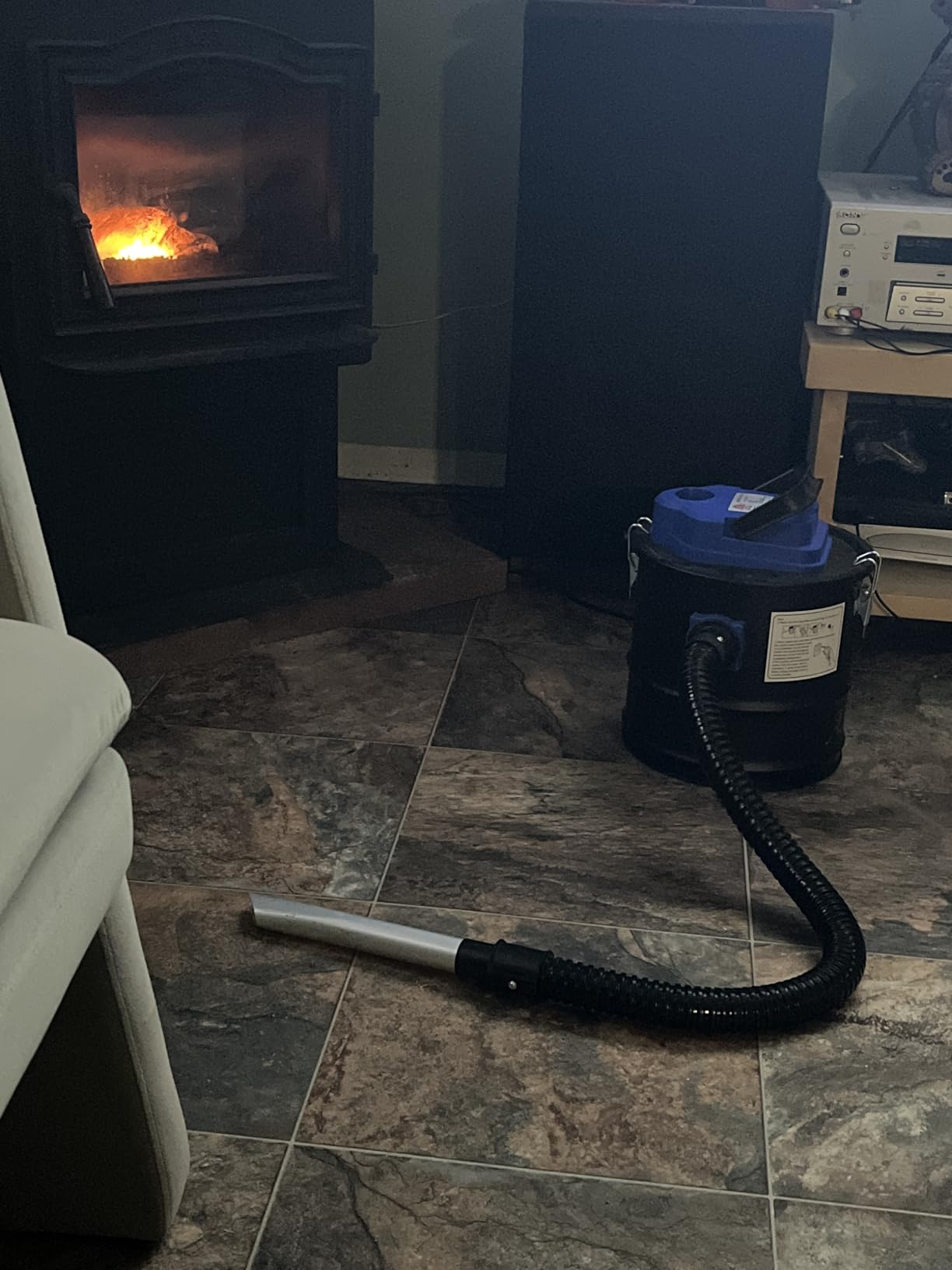 Ash Vacuum Cleaner, 2.6 Gallon 800W Fireplace Ash Vac, Blue customer photo 1