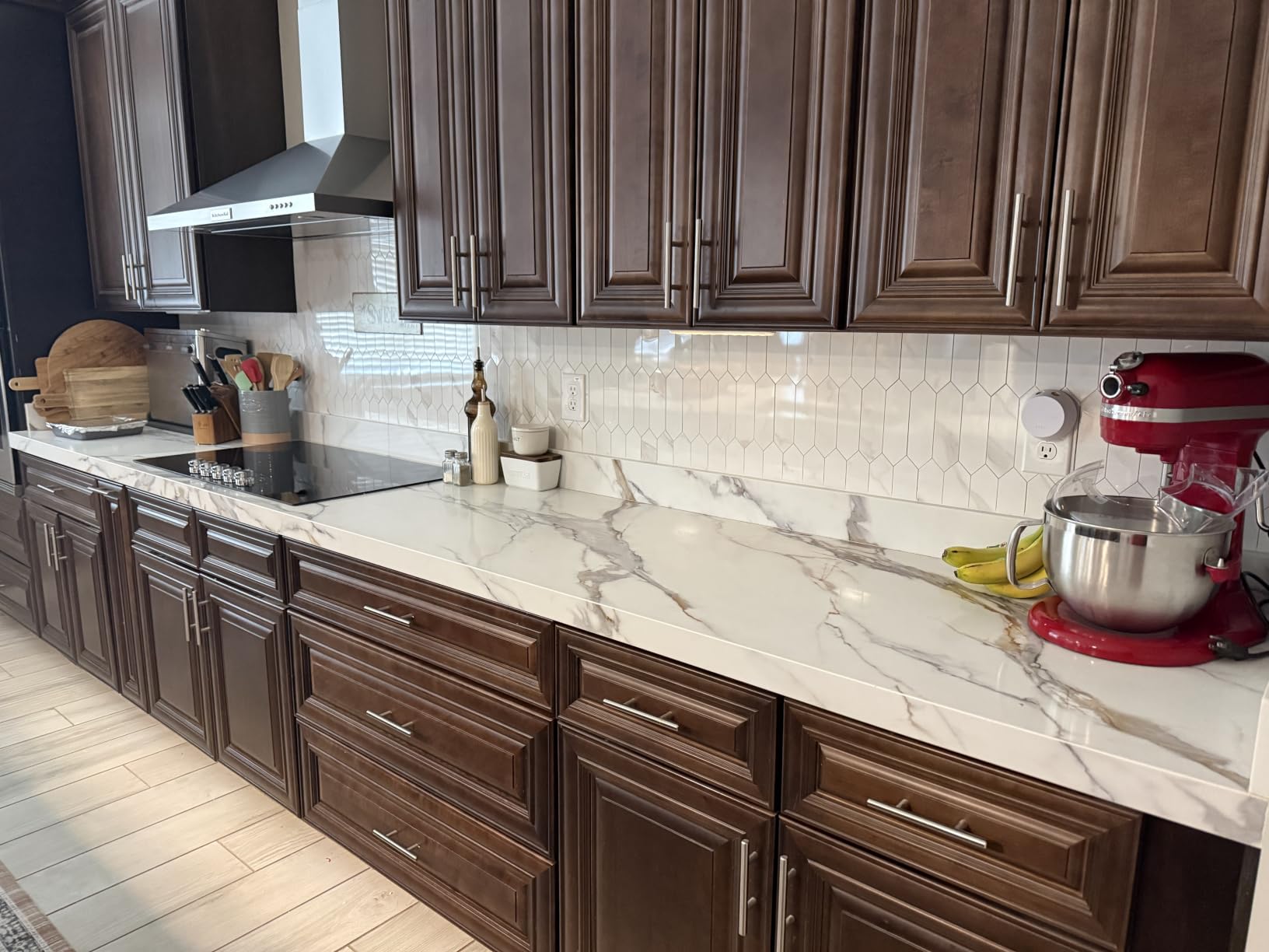 Vamos Tile Glossy White Marble Backsplash Tile Peel and Stick, 12.8 x 12.8 Inch 10 Sheets Long Hexagon PVC Self Adhesive Mosaic Wall Tiles Stick on Backsplash for Kitchen and Bathroom customer photo 2