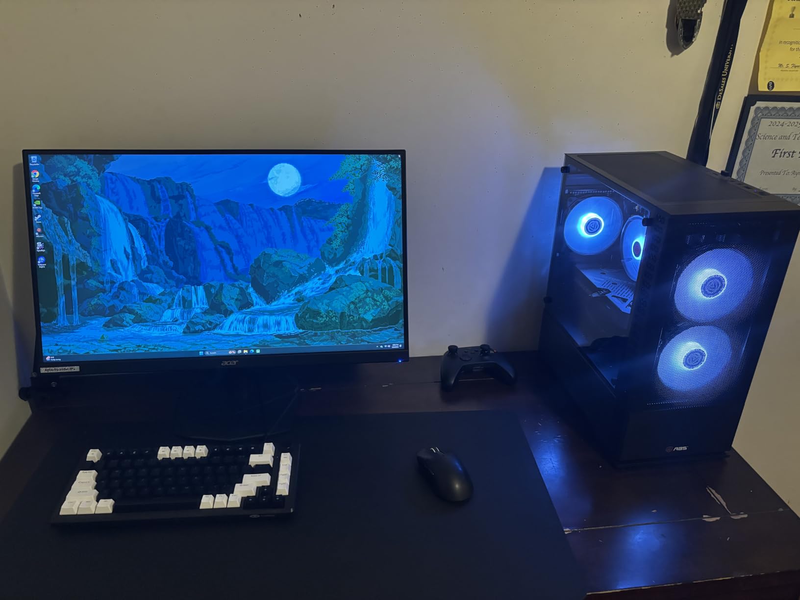 Acer Nitro 27in QHD 2560x1440 IPS 180Hz Gaming Monitor KG271U N3bmiipx | 0.5ms, AMD FreeSync, DCI-P3 95%, 2xHDMI, DisplayPort, Speaker, VESA Mountable, Bluelight Filter, Flickerless Technology customer photo 1