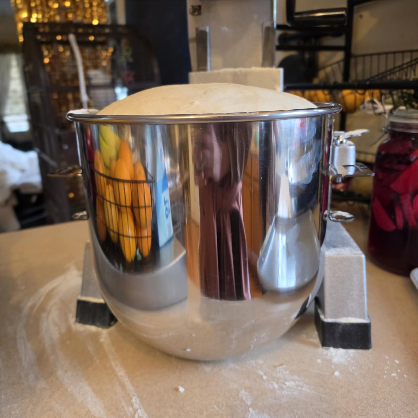 VEVOR Commercial Food Mixer, 15Qt Capacity with Timer, 500W Stainless Bowl Durable Electric Mixer for Commercial Use, 3 Speed Options 113/184/341 RPM, Includes Dough Hook & Whisk customer photo 1