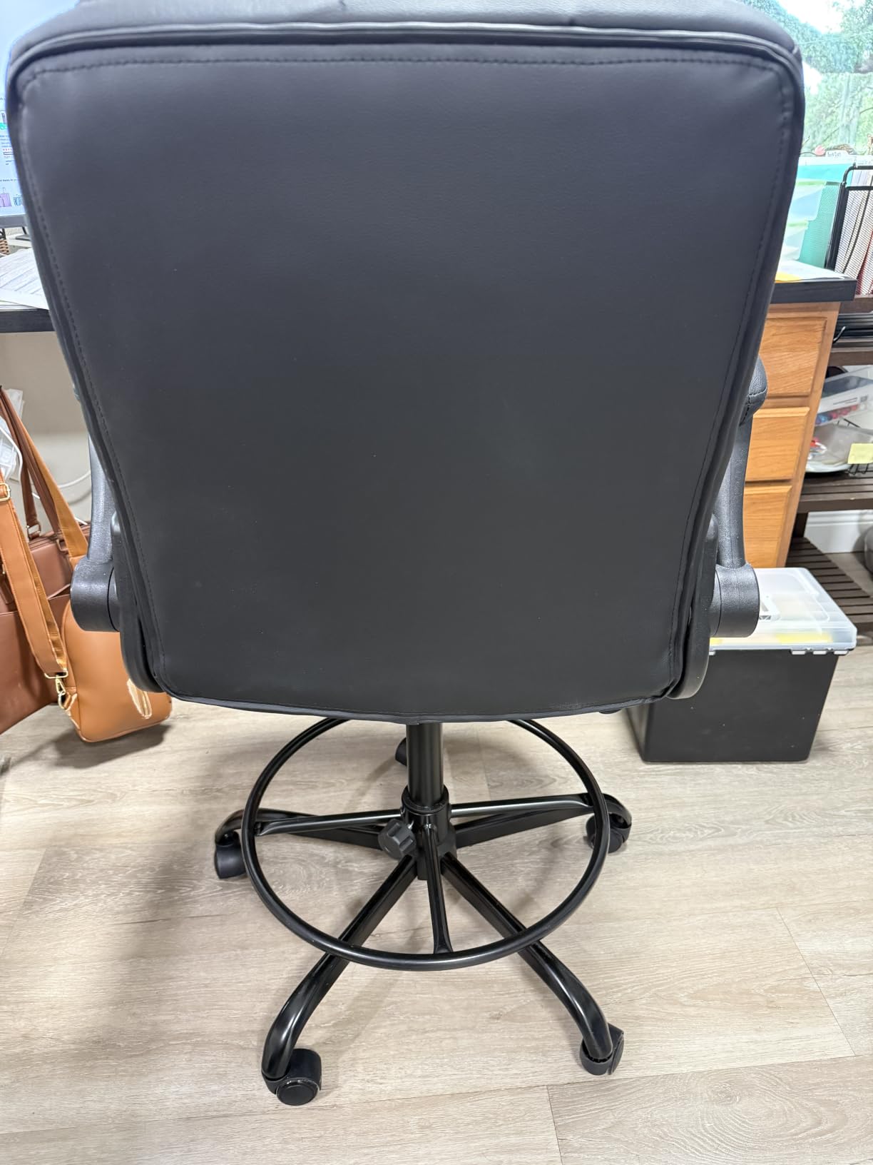 Misolant Drafting Chair, Tall Office Chair for Standing Desk, High Leather Executive Office Chair with Adjustable Height and Flip-up Armrest for Counter Height Desk customer photo 1