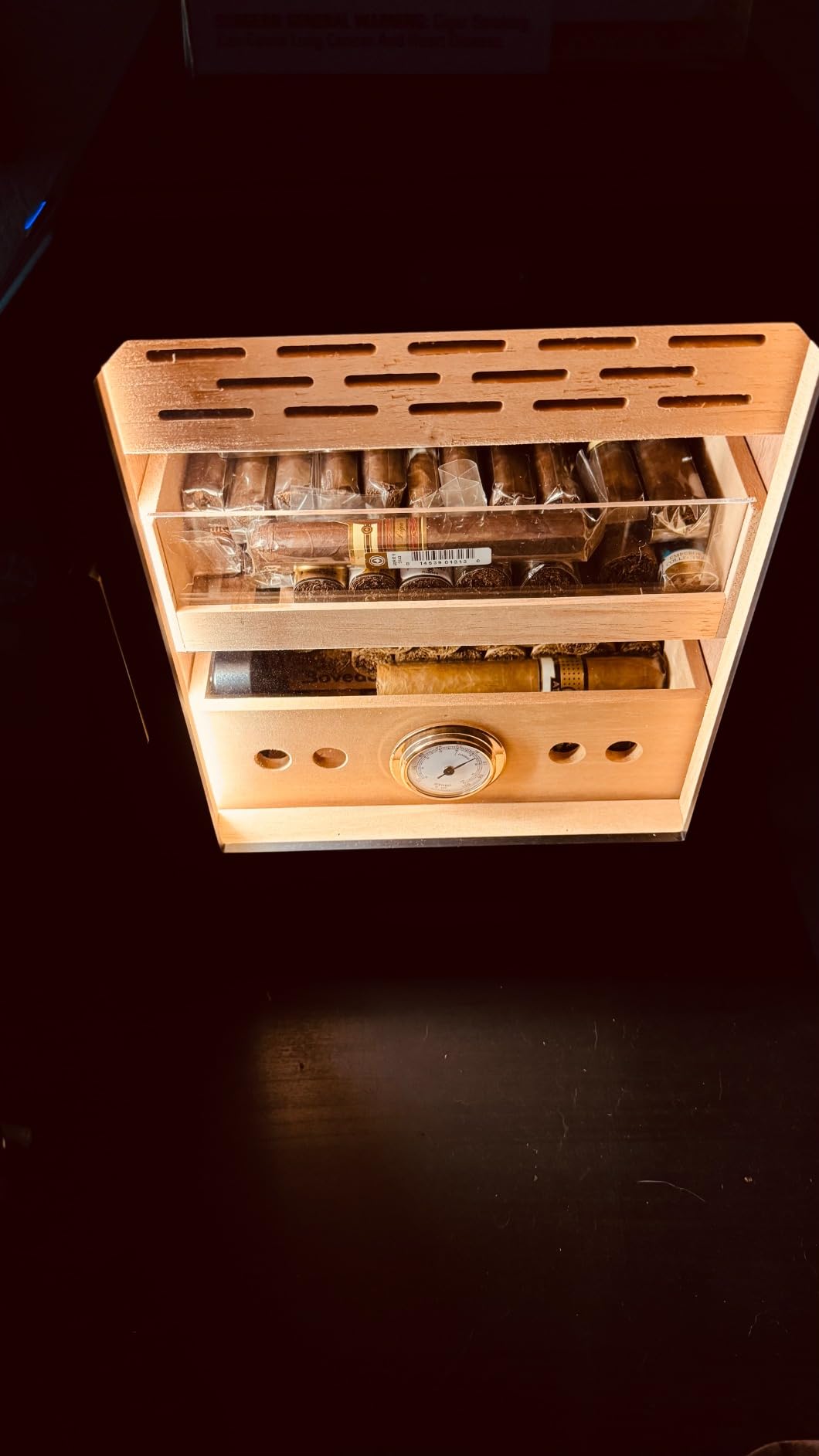 Cigar Humidor, Lighted Control Magnetic Door Desktop Cigar Humidor Cabinet, Hold 100-150 Cigars (Brown) customer photo 2