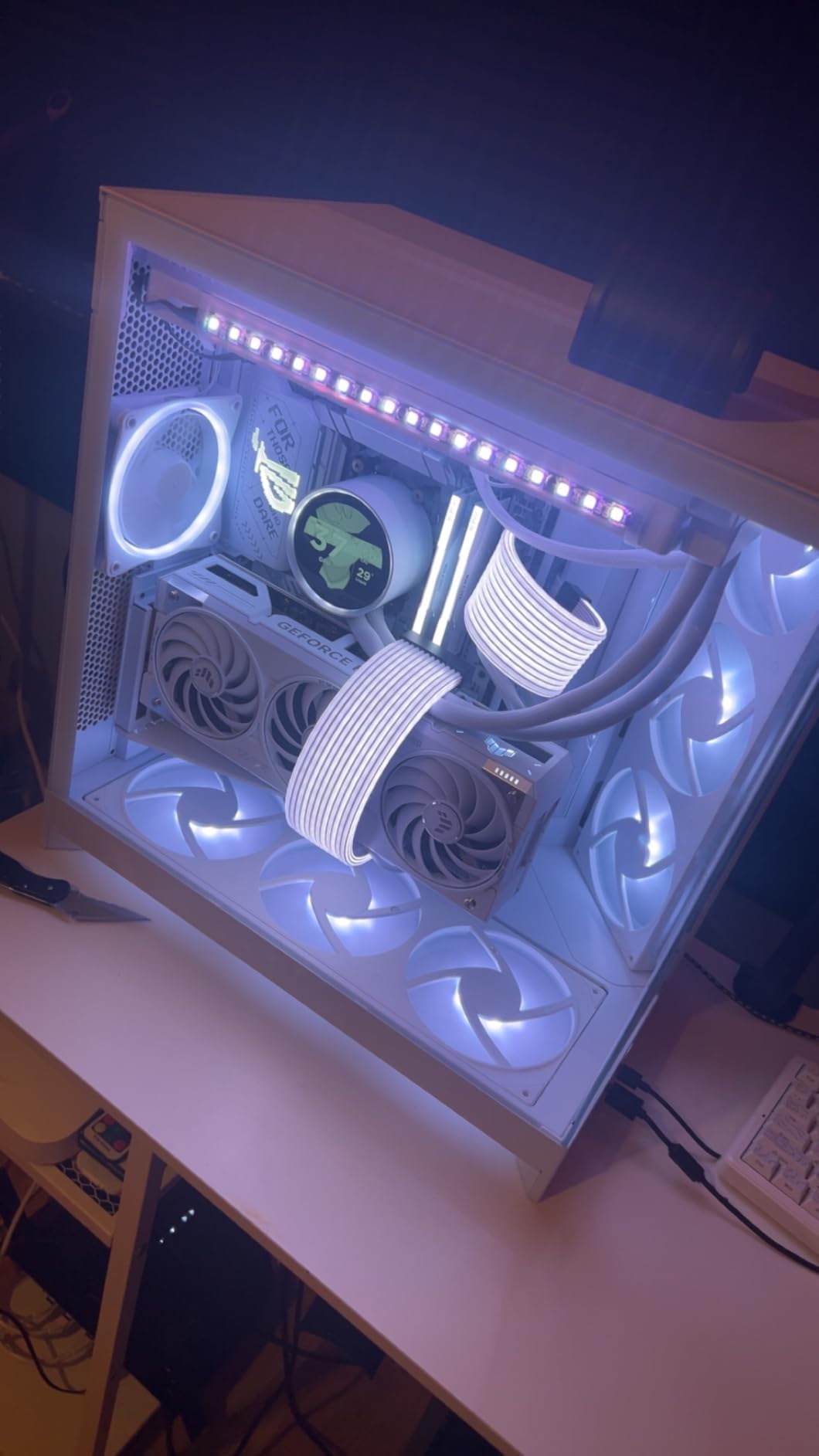 NZXT Kraken Elite 280 RGB - 280mm AIO CPU Cooler, LCD - White customer photo 1
