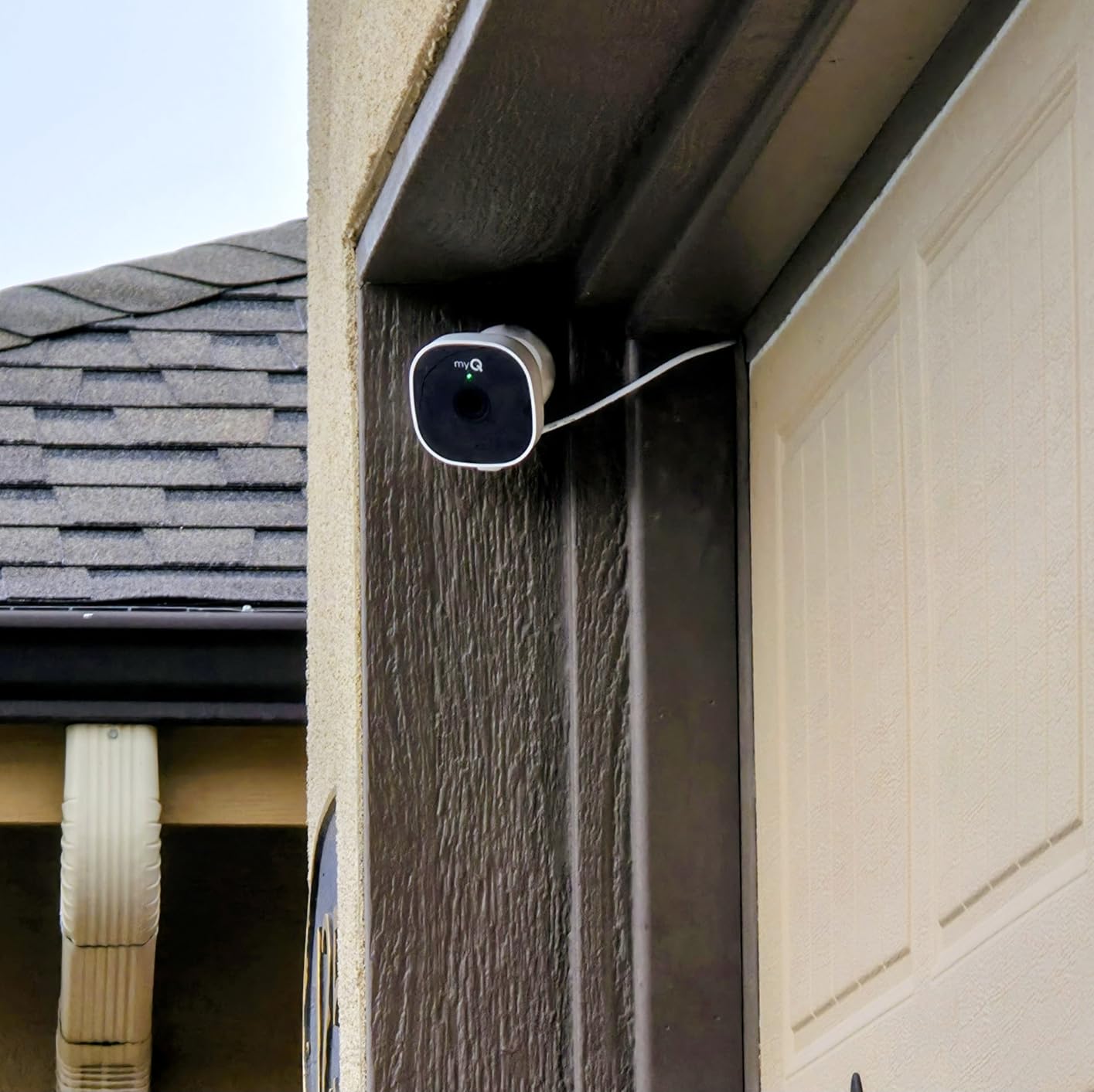 Chamberlain myQ Smart Outdoor Wired Camera customer photo 1