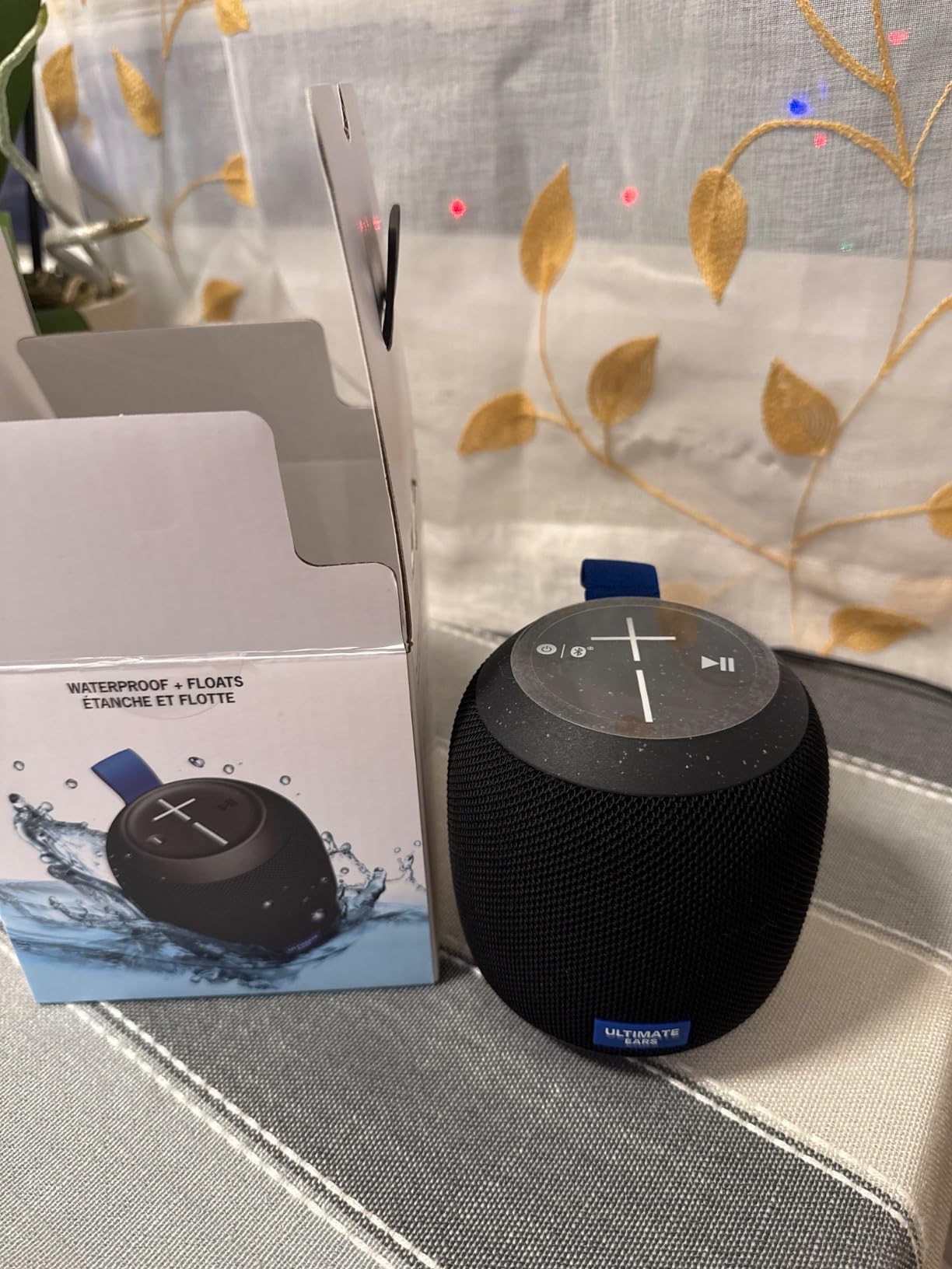 Ultimate Ears WONDERBOOM Play Waterproof Speaker - Black | Dustproof, floating, 131ft (40m) range customer photo 2