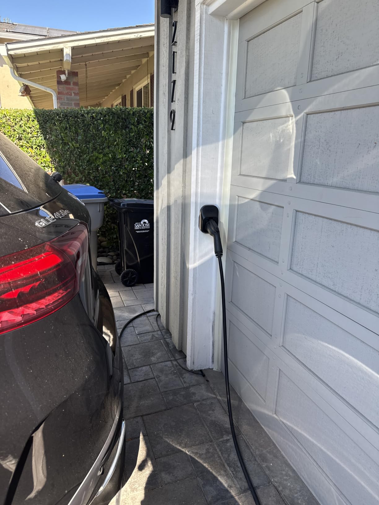 EVIQO Level 2 EV Charger J1772 40A NEMA 14-50 - 240V Wall Charging Station | Plug in, up to 40 mph, 25ft Cable, WiFi (2.4GHz), Smart App, Weatherproof Indoor/Outdoor (IP66, NEMA 4), UL & ETL Certified customer photo 1