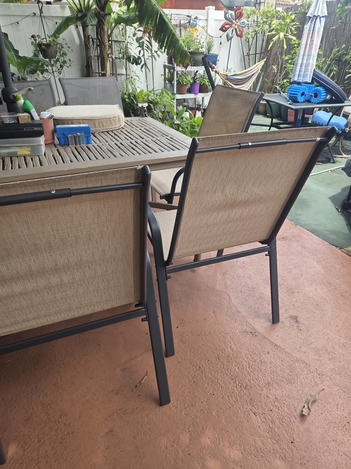 Patio Chairs Set of 4, Outdoor Dining Chairs Stackable for All Weather, Breathable Metal Modern Outside Furniture Chair for Pool Side, Garden, Backyard Deck, Brown customer photo 1