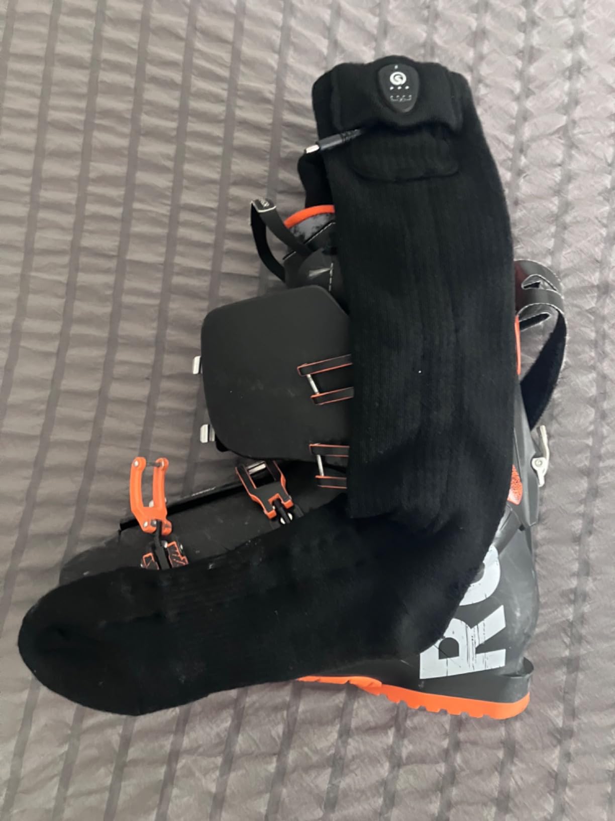 SAVIOR HEAT Heated Socks for Men Women with APP Control Battery Rechargeable Electric Heating Skiing Socks Washable Foot Warmer for Winter Hunting Skiing Fishing Hiking customer photo 2