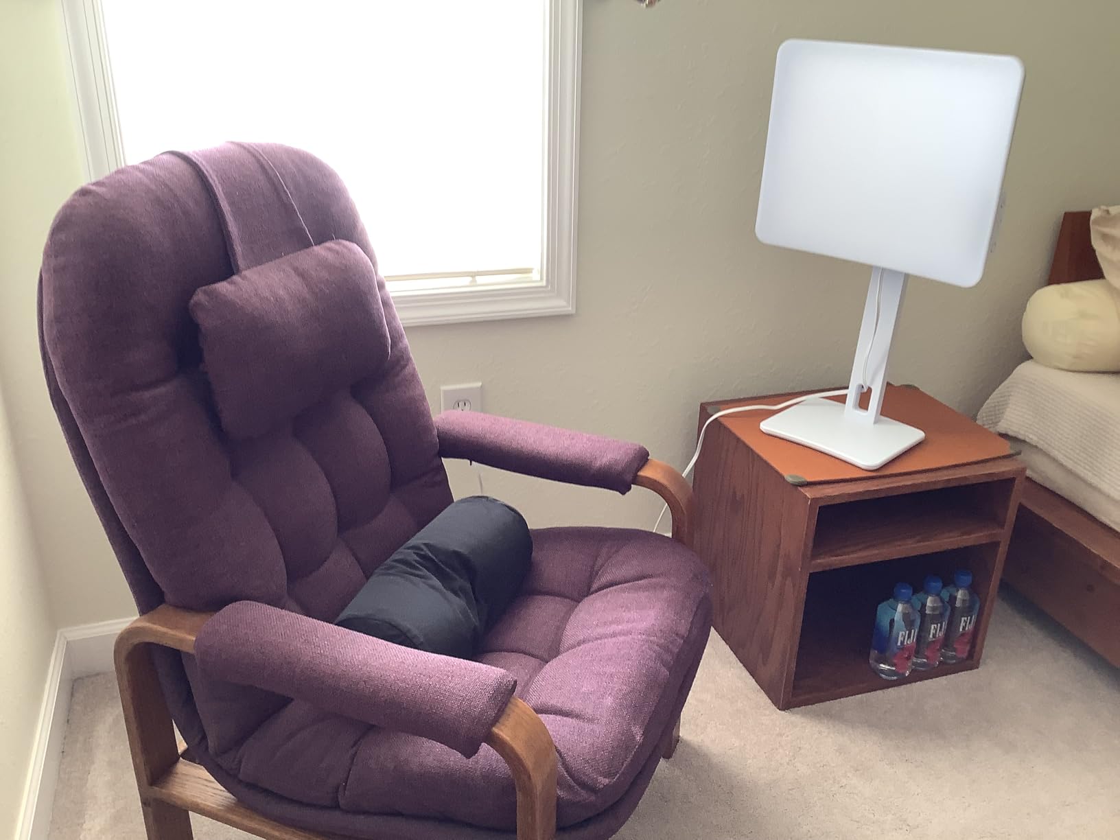 Carex Day-Light Elite Bright Sunlight Therapy Lamp, 10000 LUX Therapy Lamp at 12 Inches, LED Bright White Light with Adjustable Height and Brightness Levels for Mood, White customer photo 1
