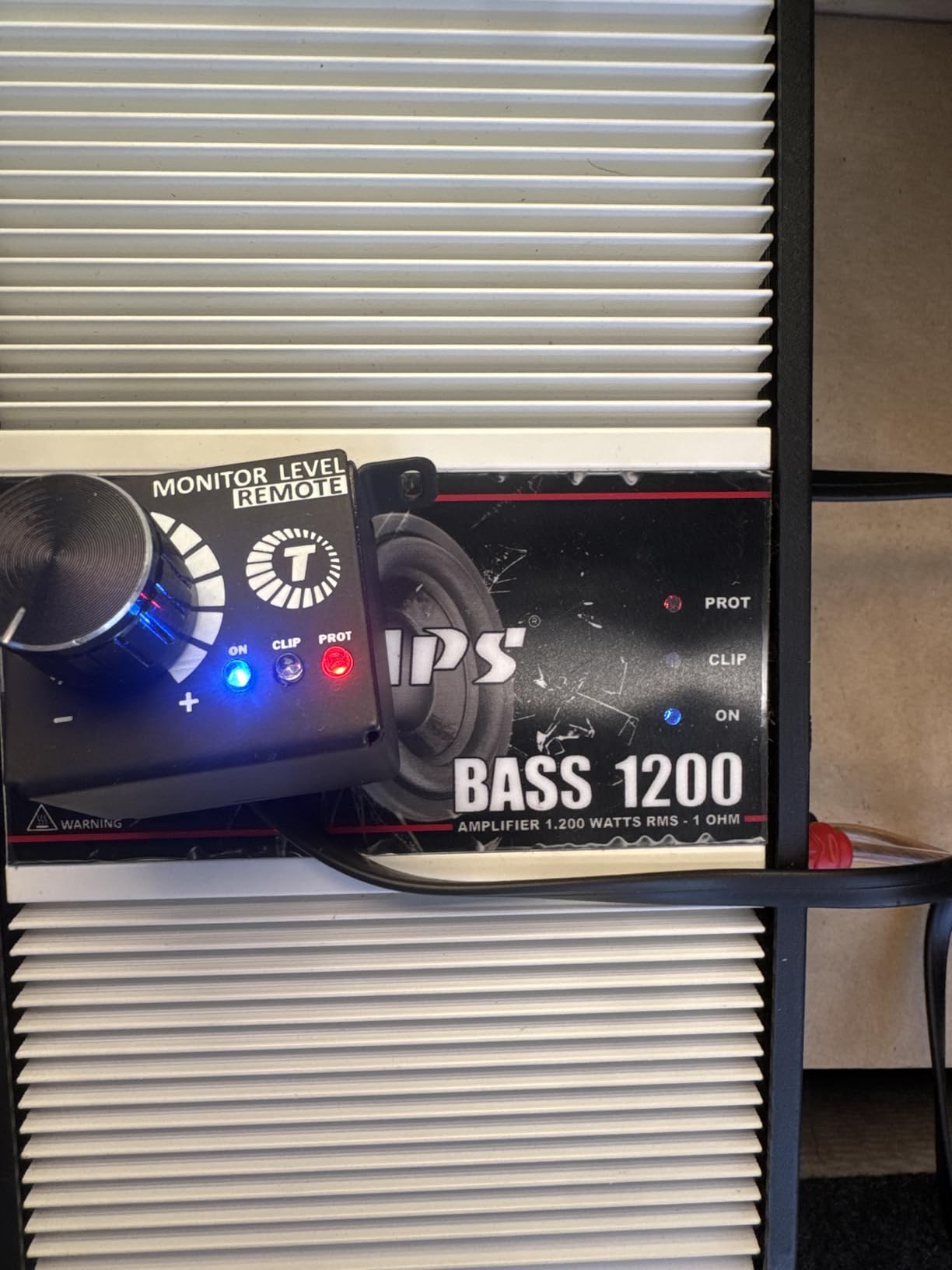 Taramps BASS 1200 1 Ohm 1200W RMS Monoblock Subwoofer Car Audio Amplifier with High-Level and RCA inputs, variable Subsonic and LPF filters plus Bass Boost customer photo 1