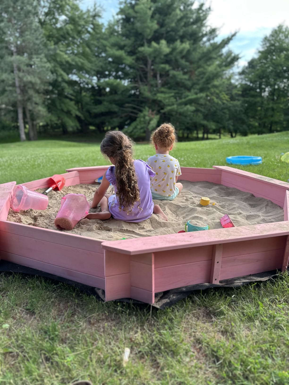 Best Choice Products Large Outdoor Octagon Wooden Sand Box for Kids, Sandbox with Cover, 4 Reinforced Benches Support up to 220 lbs Each, Bottom Liner for Drainage - Brown customer photo 2