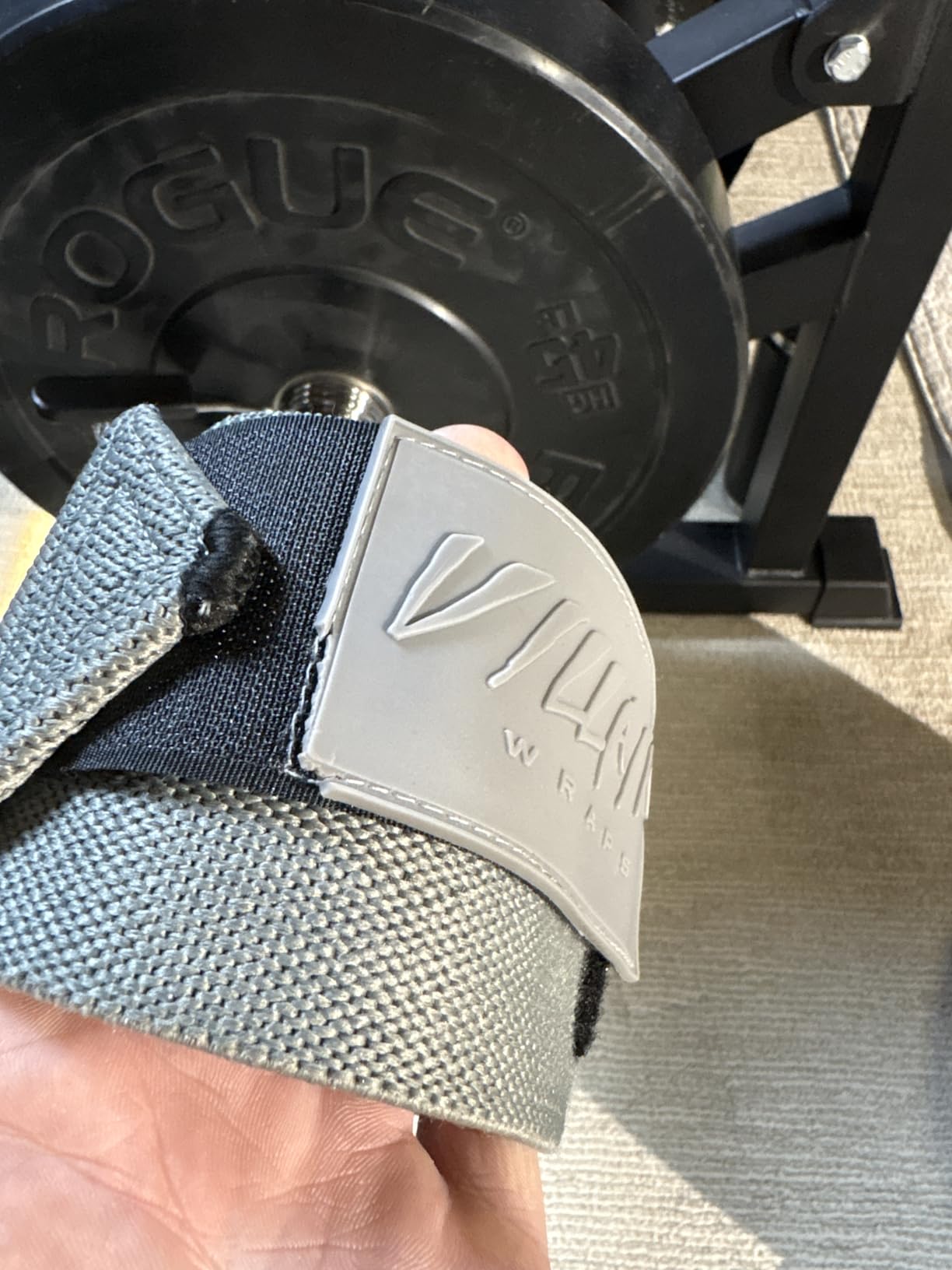 Villain Wrist Wraps for Weightlifting & Powerlifting - Adjustable Support Straps for Men and Women - Ideal for Strength Training, CrossFit, Bodybuilding - Durable Comfort to Eliminate Wrist Pain customer photo 2