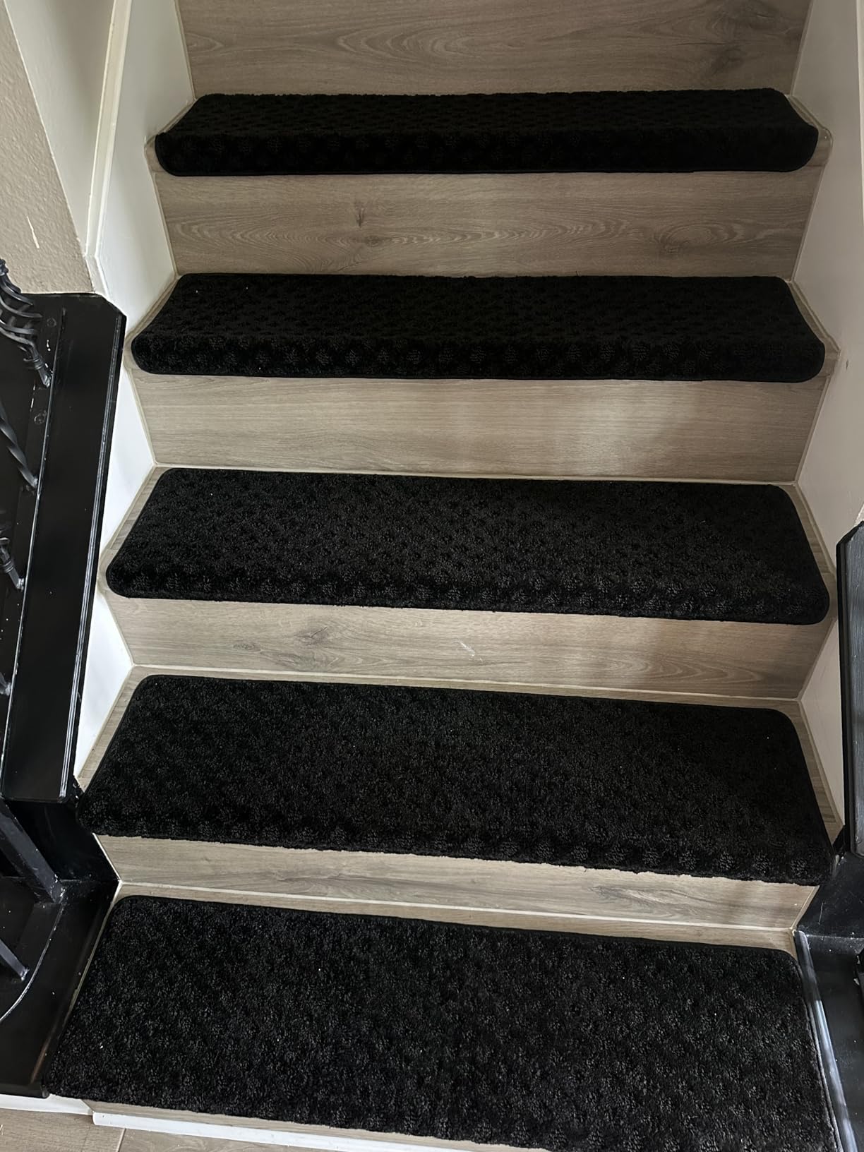 Bullnose Carpet Stair Treads for Wooden Steps Indoor 9.5