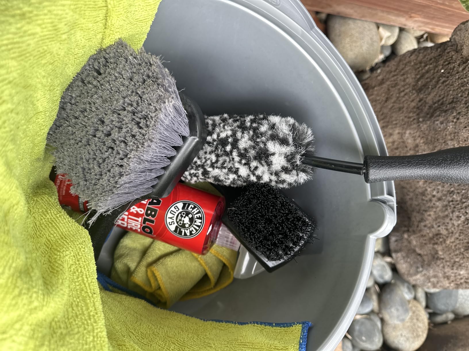7Pcs Car Wheel Brush Kit, Tire Brush, Wheel Cleaner Brush, Soft-bristled Rim Cleaner Brush, Tire Shine Applicator Pad, Car Detailing Brushes, Wheel Brushes for Cleaning Wheels, Tires customer photo 1