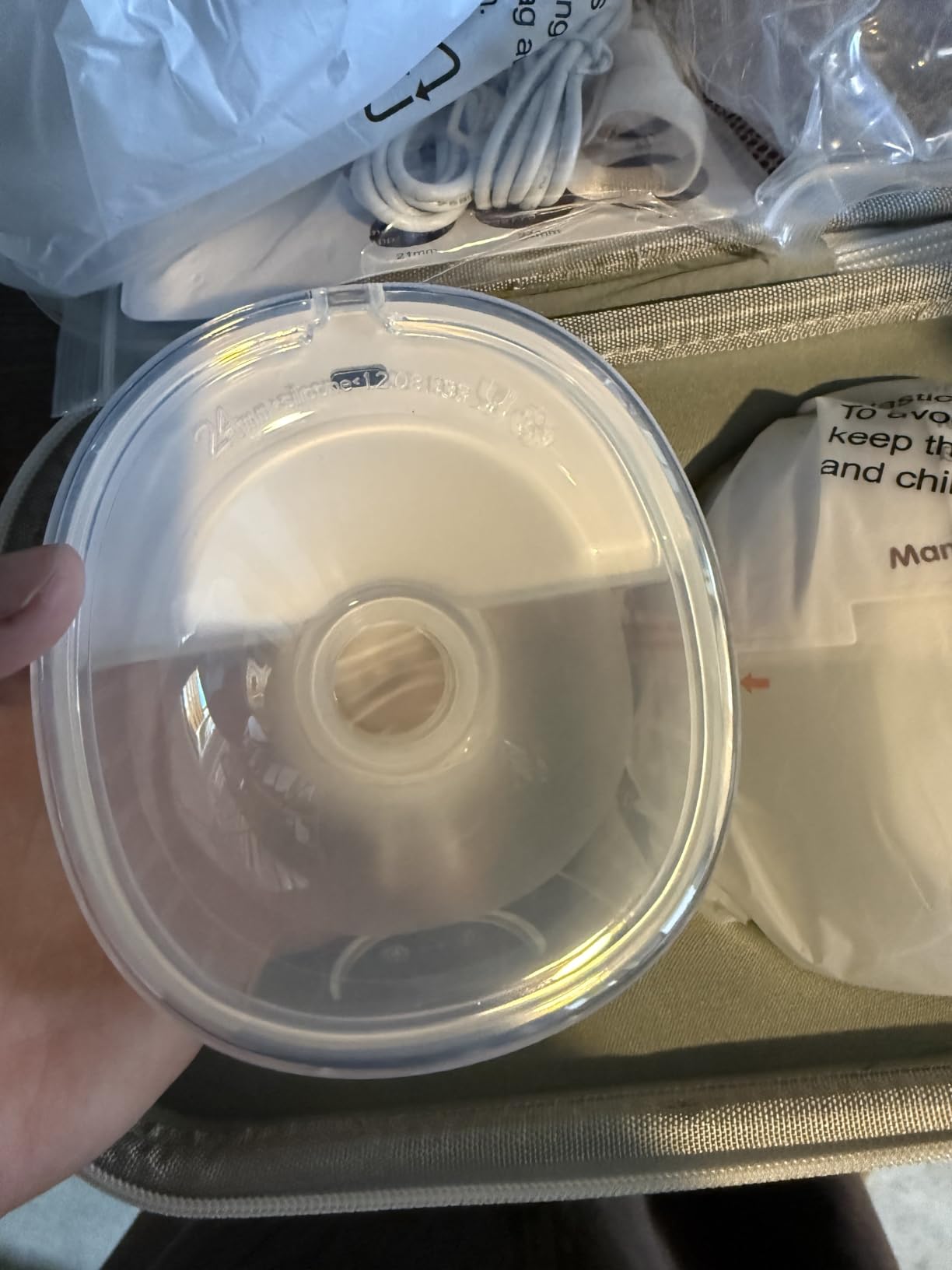 Electric Breast Pump - Lightweight, Portable, & Hands-Free with Baby Mouth Technology - BPA-Free, 4 Modes, 9 Levels - Mammanuwa S32 customer photo 1