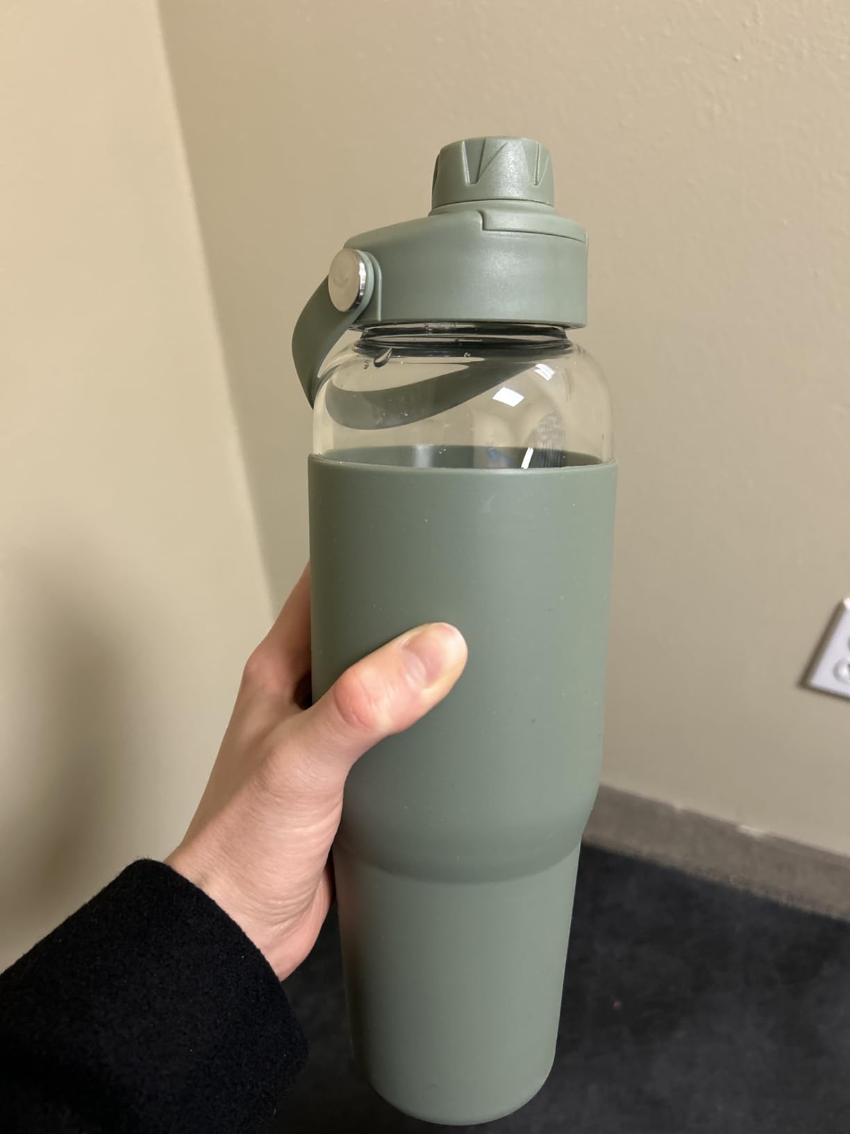 PROBTTL Glass Water Bottles 32 oz, 1 Liter Glass Tumbler, Borosilicate Water Bottle with Straw, Silicone Sleeve, 2 Lids - Handle Spout & Bamboo Straw Lid, Fits Car Cup Holder (Navy Blue) customer photo 2