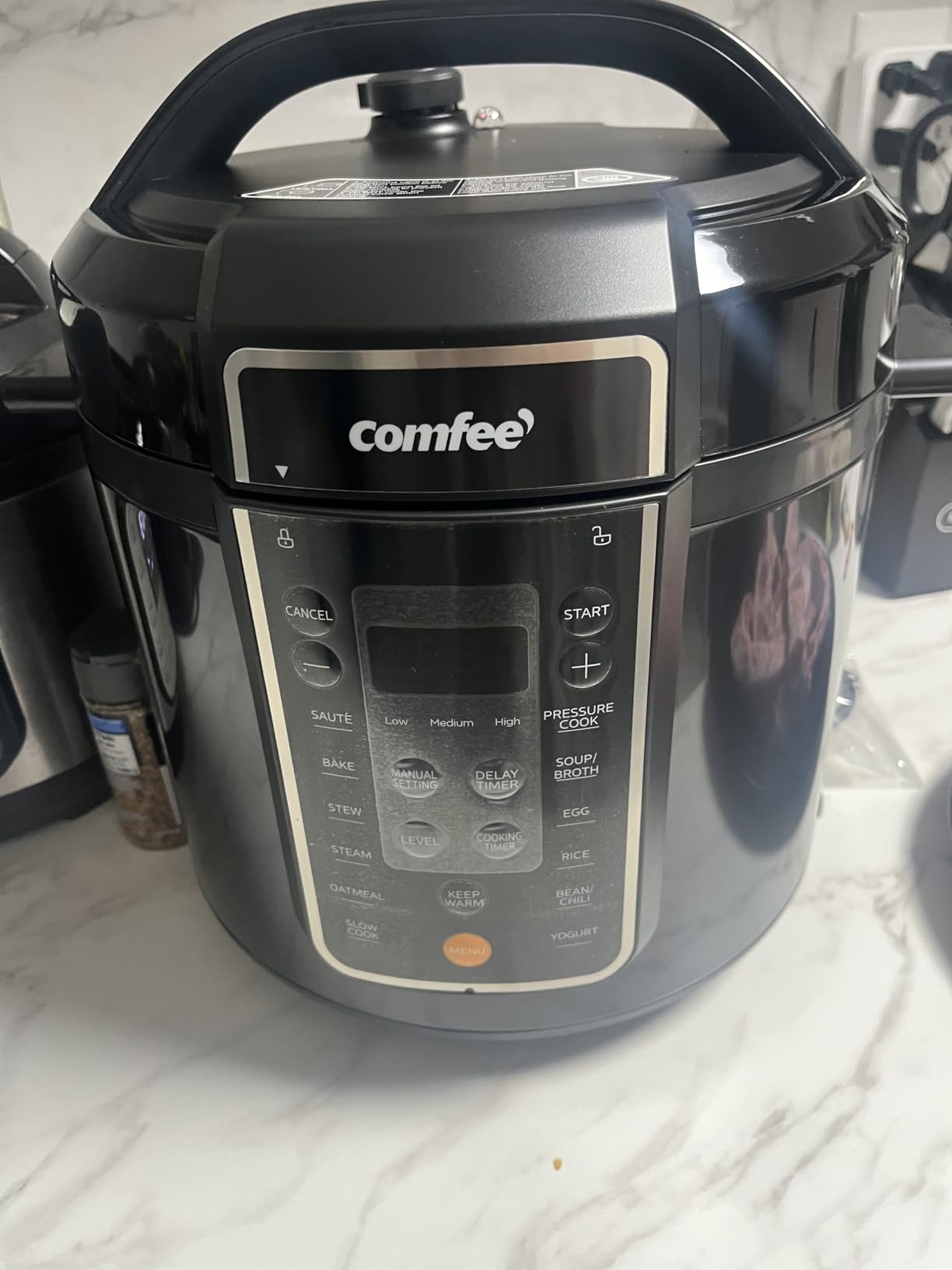 COMFEE' 12-in-1 Electric Pressure Cooker, 6 Quarts, Nonstick Pot - 9 cookers in one customer photo 1