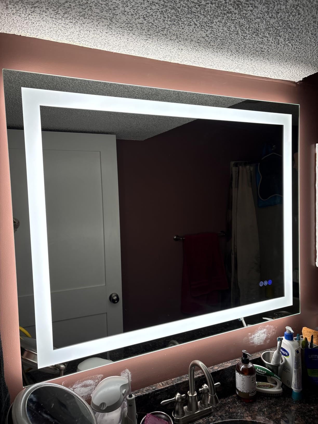 Hivone 40X32 LED Bathroom Mirror with Lights, Anti-Fog, Dimmable, Backlit + Front Lit, Smart Bathroom Vanity Mirror, Memory Function, Shatterproof, Tempered Glass (Horizontal/Vertical) customer photo 1