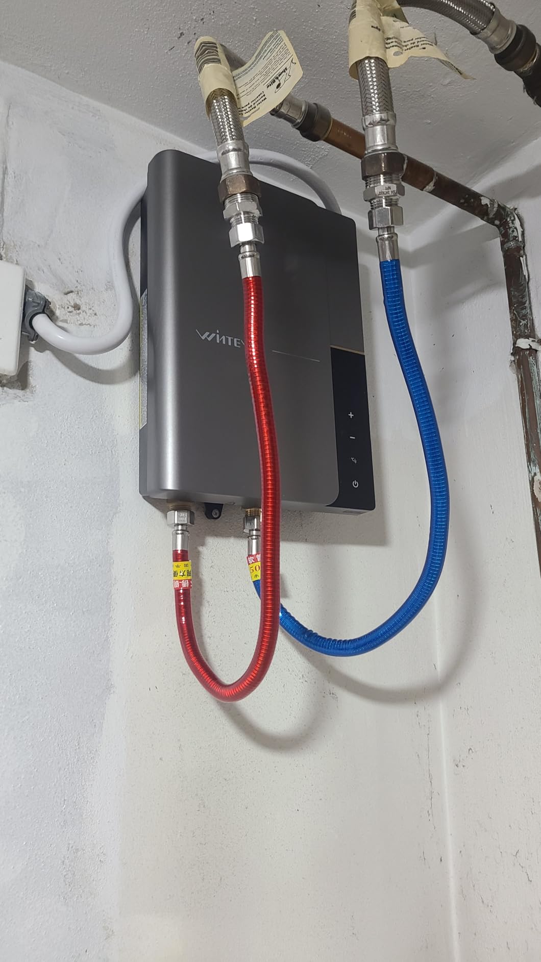 11kW Electric Tankless Water Heater 240V On Demand Hot Water | Up to 2.6 GPM Instant Hot Water, Compact, Energy Efficient & ETL Certified, Idea for 1 Shower&Sink Use customer photo 1