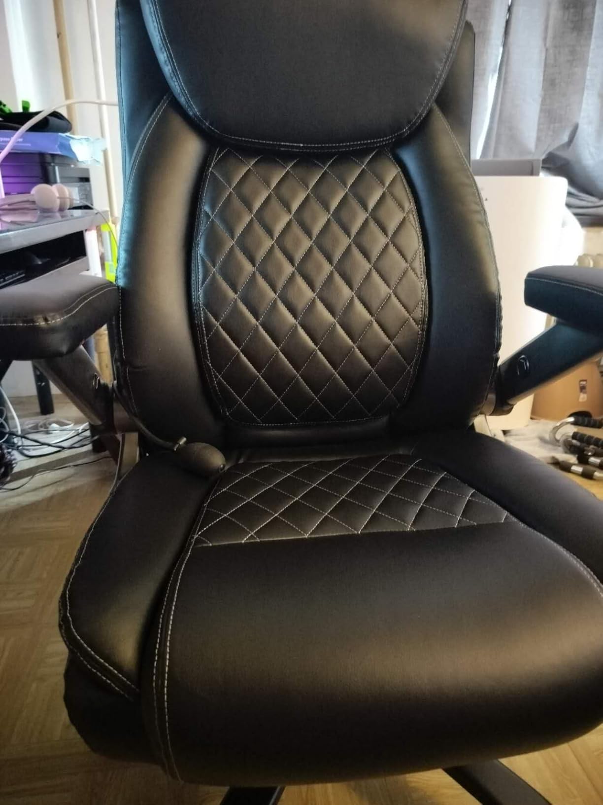Indulgear Large Heavy Duty Office Chair with 5D Flip Arms, Big and Tall Executive Office Desk Chair with Pocket Spring Cushion, High Back Computer Chair with Lumbar Support, Dual Rubber Wheel customer photo 2