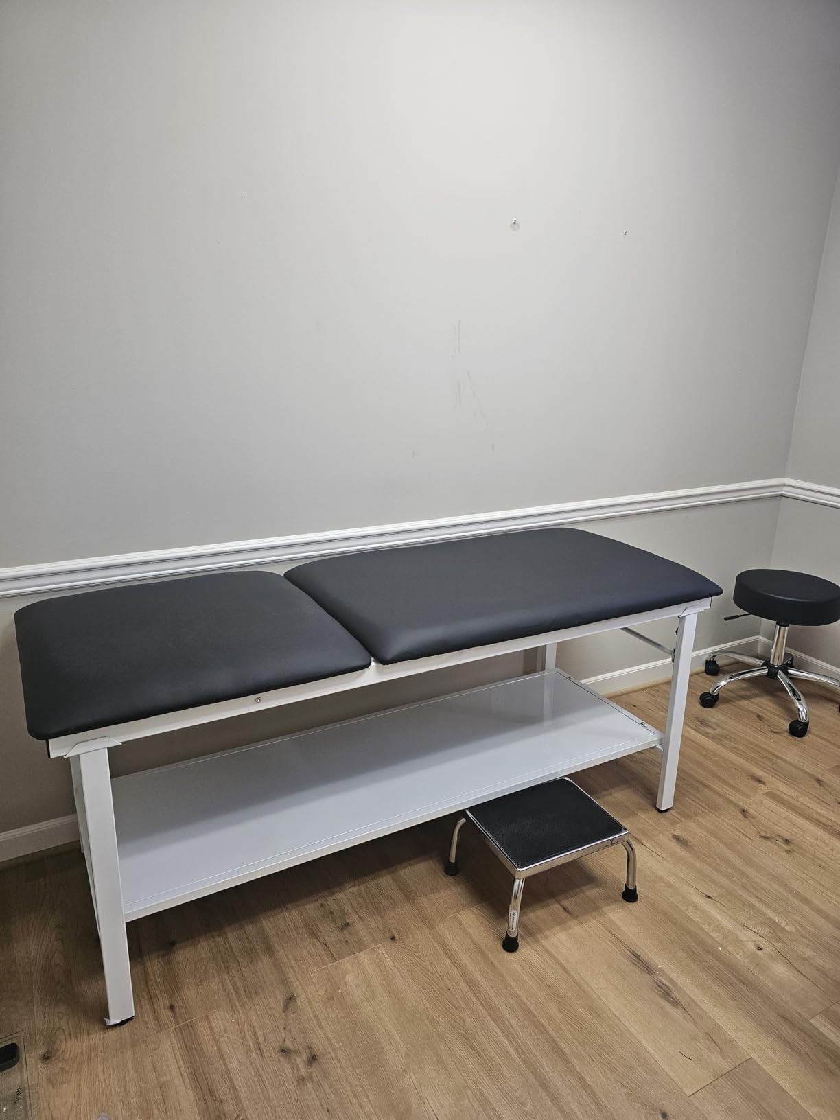Adjustable Exam Table with Paper Roll Dispenser & Shelf, Physical Therapy Medical Exam Table, Patient Examination Bed, Durable, Low Maintenance and Holds Up to 400 Lbs (Black) customer photo 1